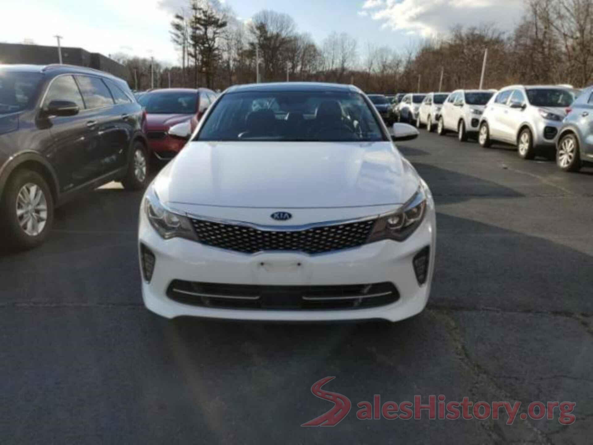 5XXGW4L20JG216772 2018 KIA OPTIMA