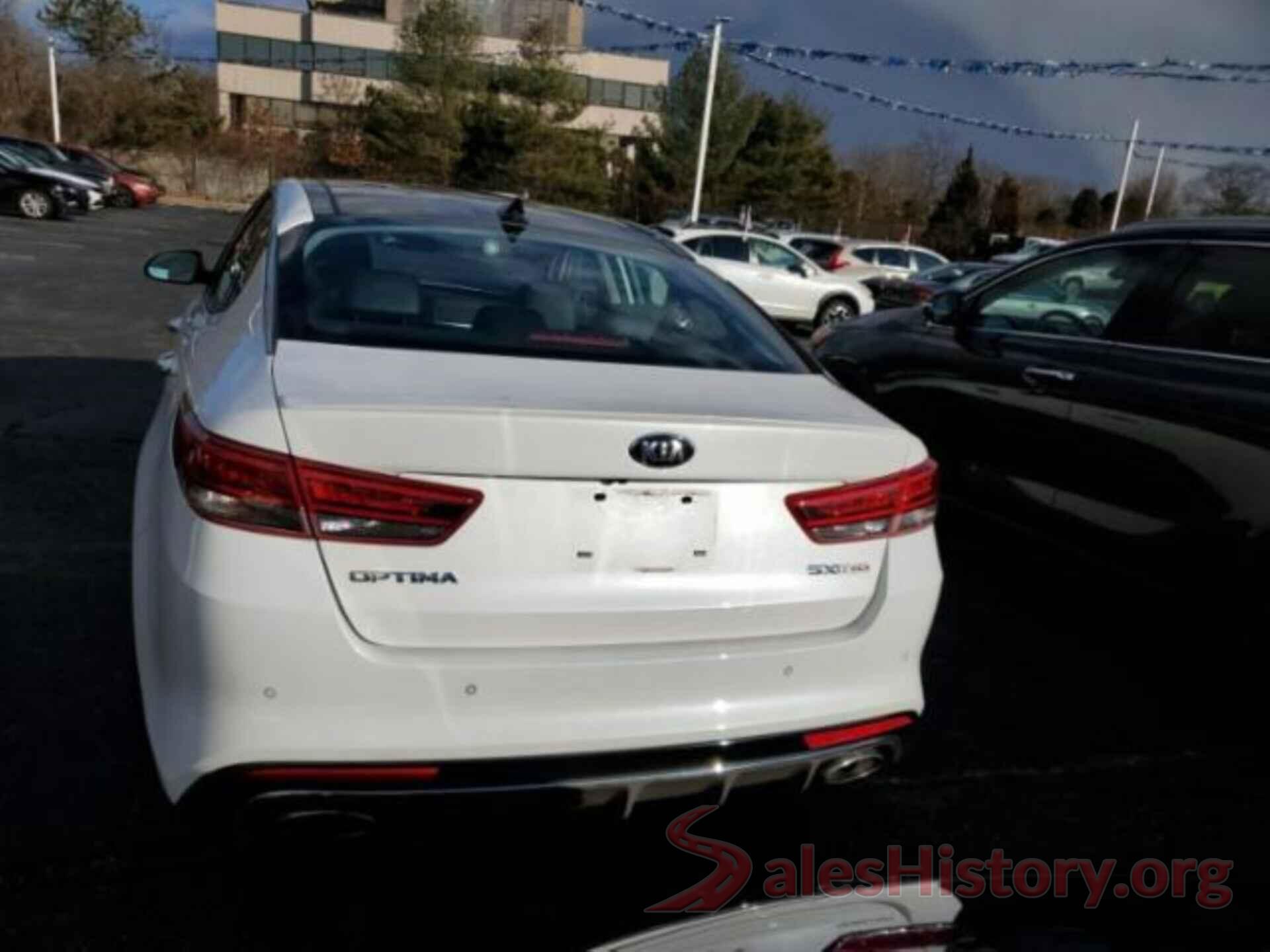 5XXGW4L20JG216772 2018 KIA OPTIMA