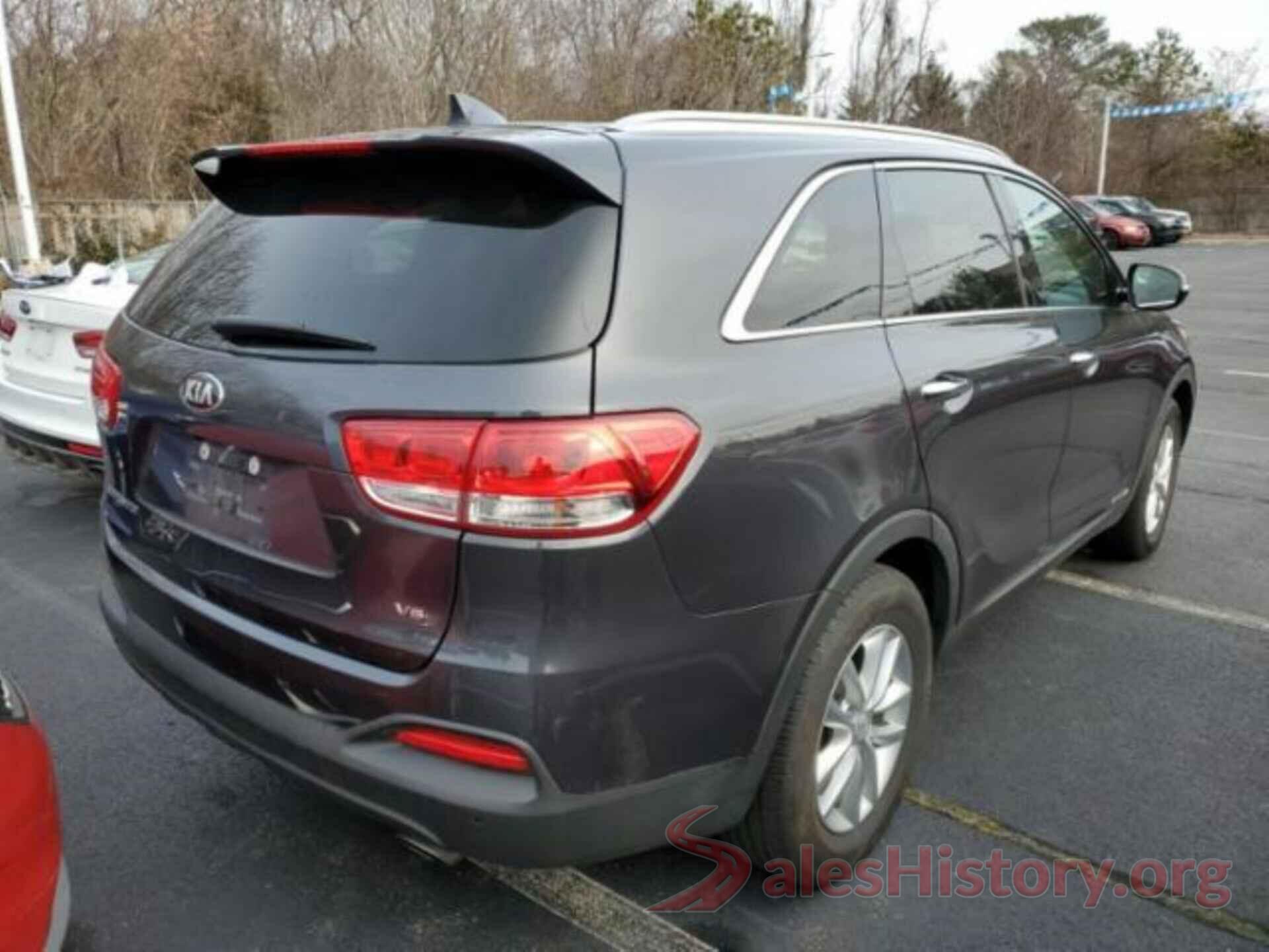 5XYPGDA58JG375643 2018 KIA SORENTO