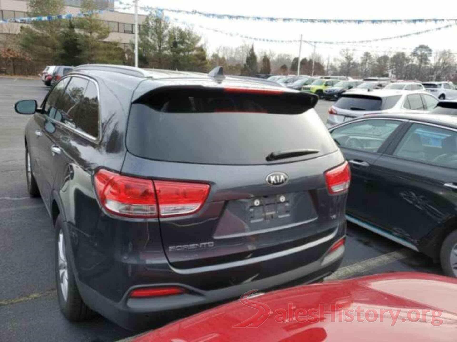 5XYPGDA58JG375643 2018 KIA SORENTO