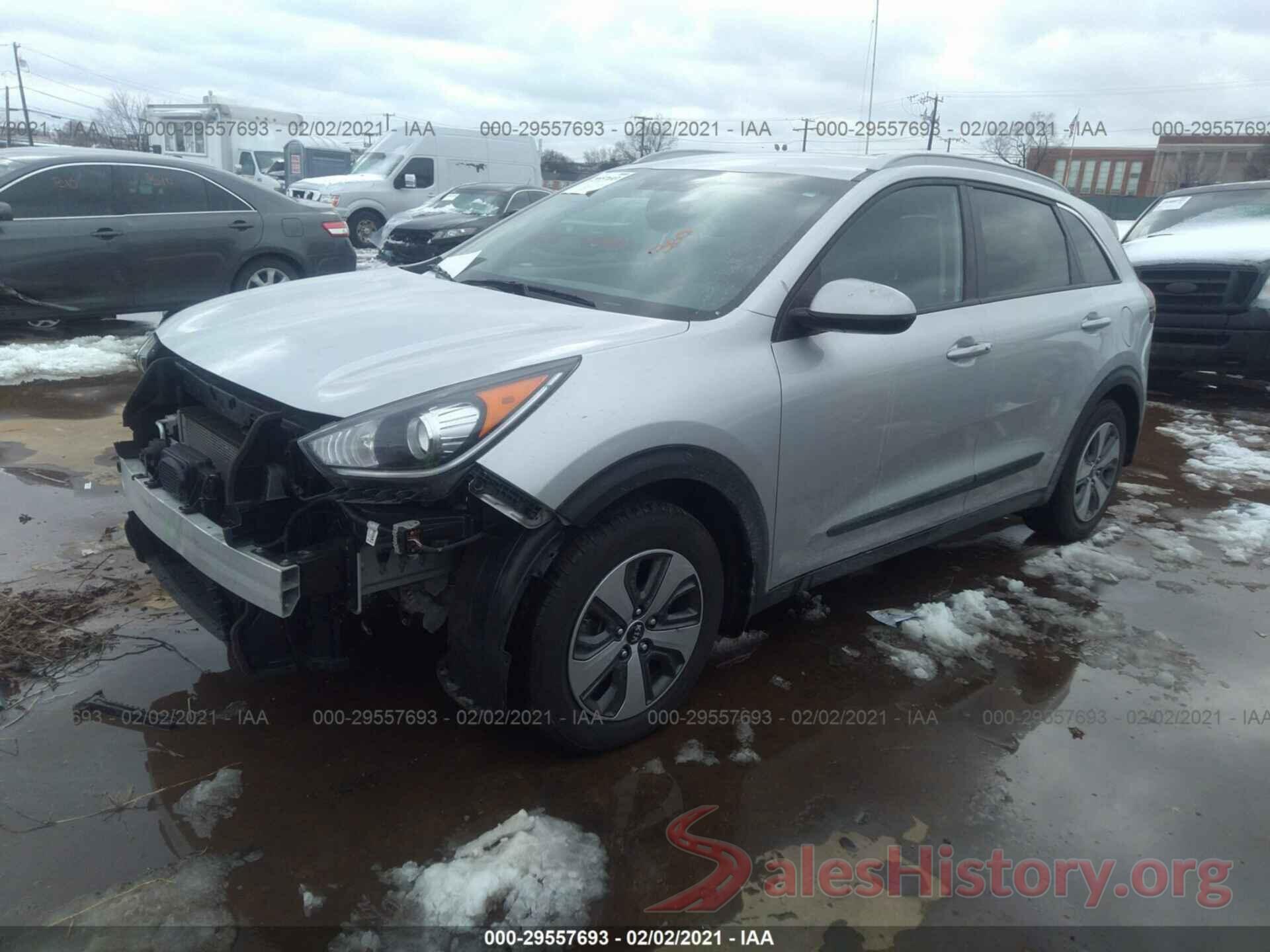 KNDCB3LCXH5096412 2017 KIA NIRO