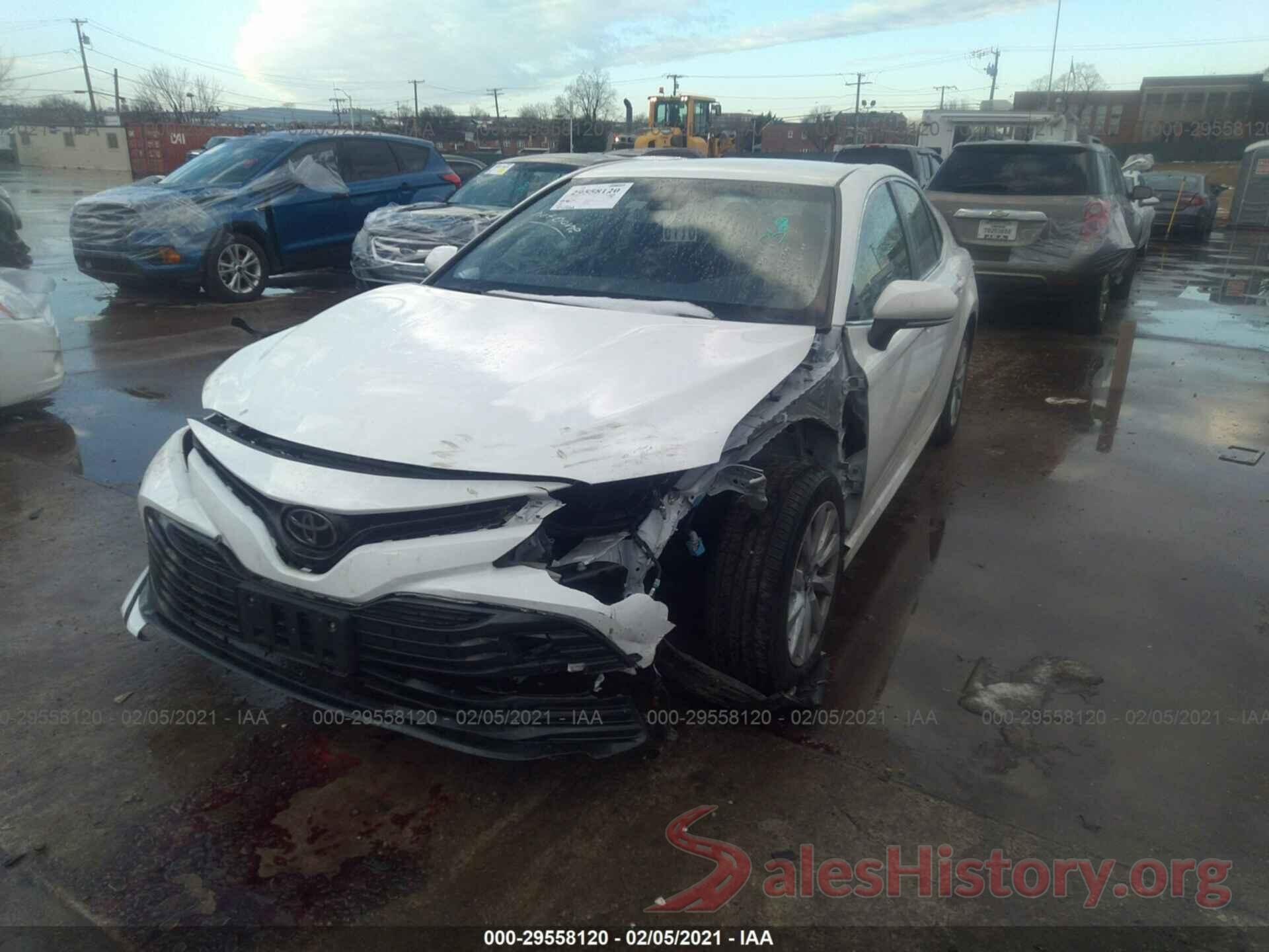 JTNB11HK4J3016070 2018 TOYOTA CAMRY