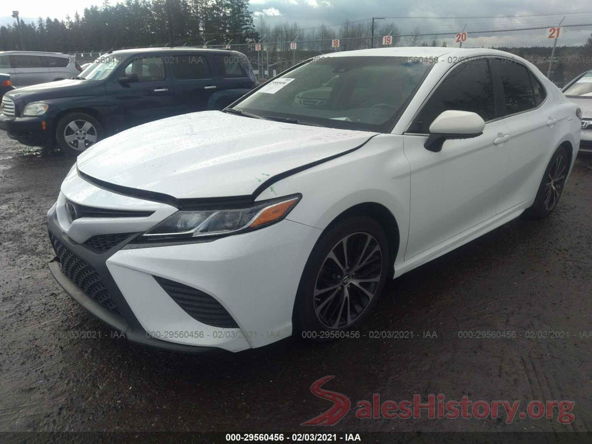 4T1B11HKXJU532556 2018 TOYOTA CAMRY