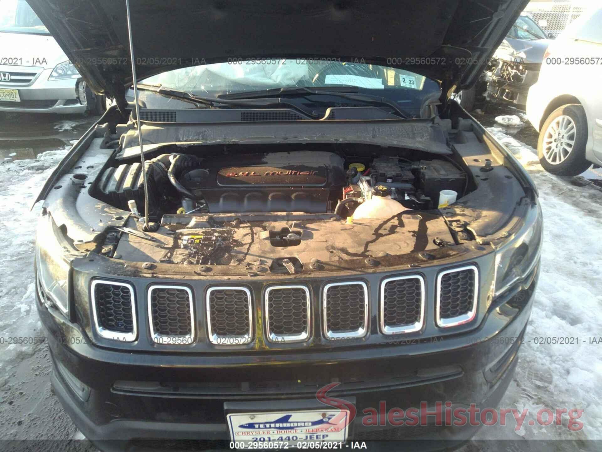 3C4NJDBB6JT283128 2018 JEEP COMPASS