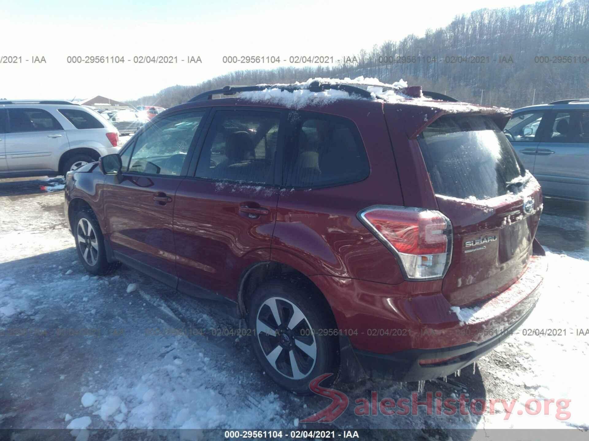 JF2SJAEC8JG478353 2018 SUBARU FORESTER