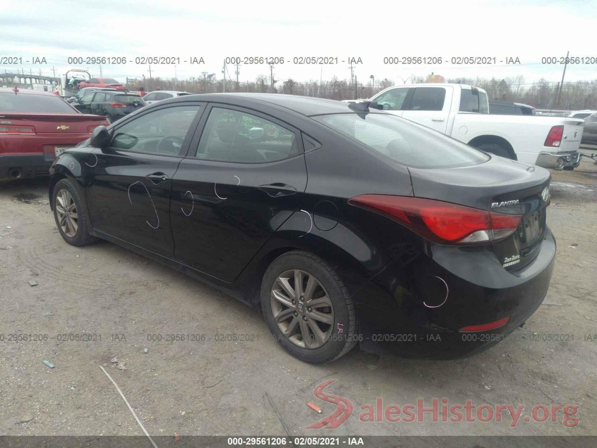 5NPDH4AE6GH743786 2016 HYUNDAI ELANTRA