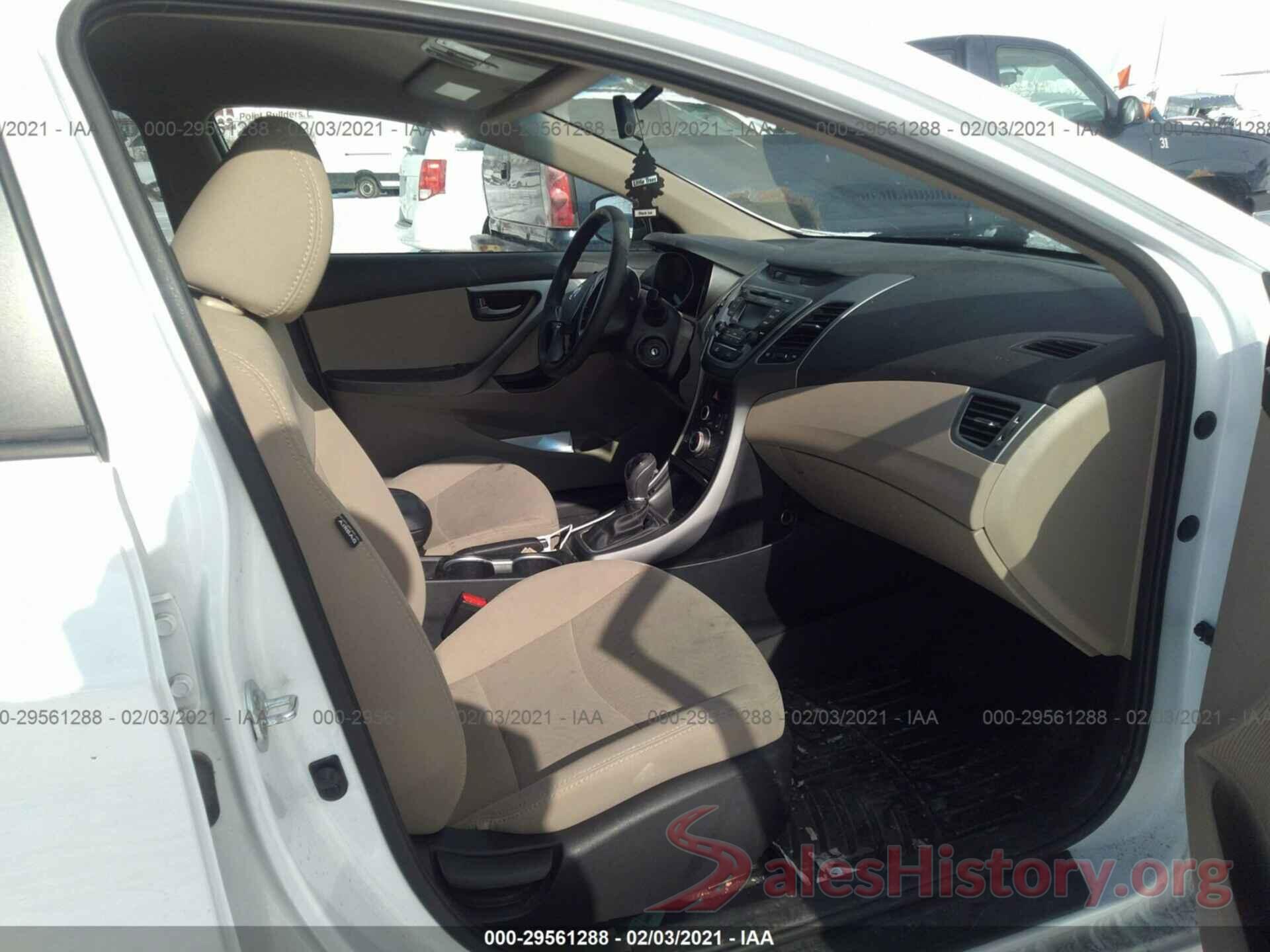 5NPDH4AE8GH664362 2016 HYUNDAI ELANTRA