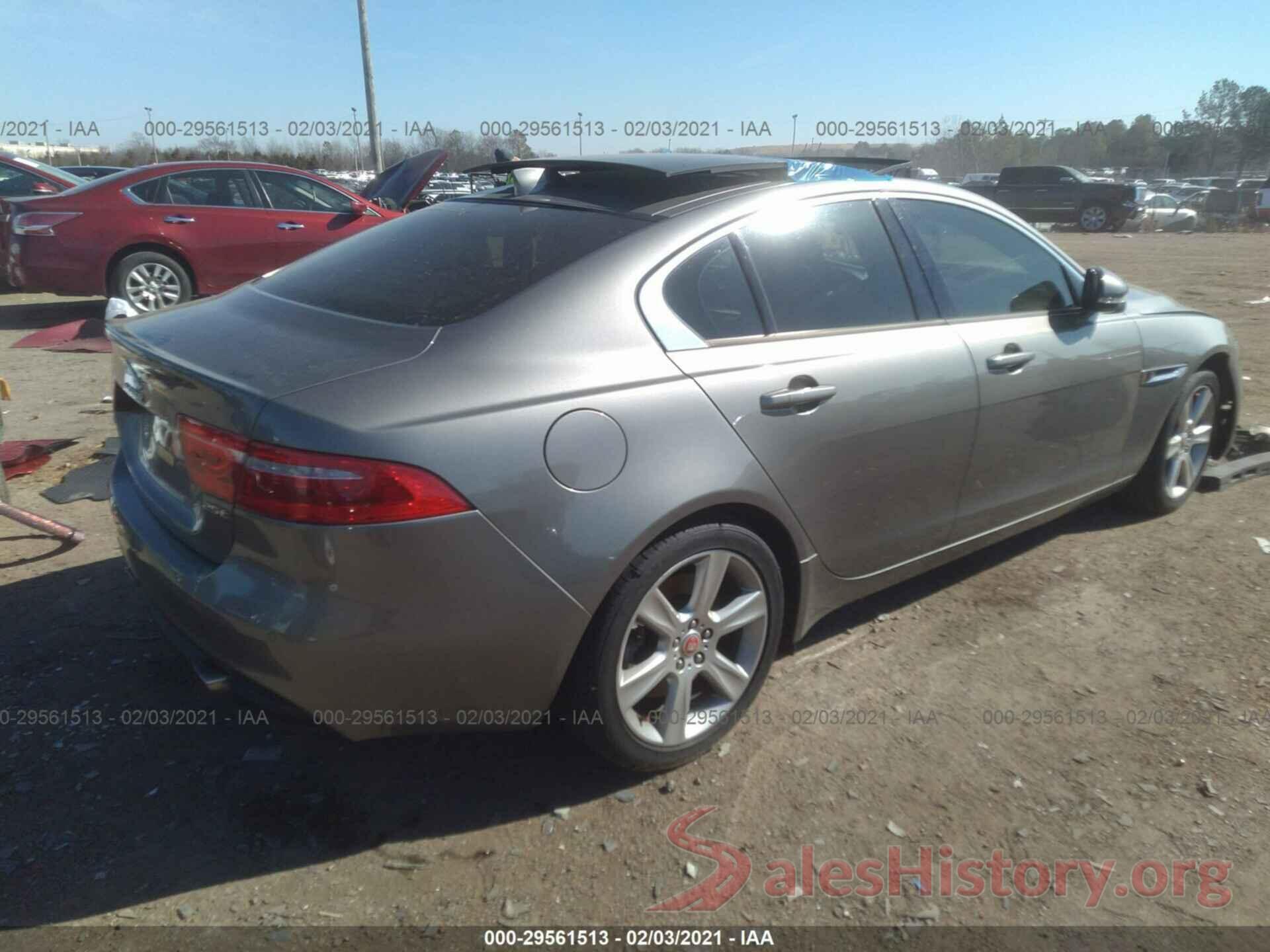 SAJAD4BG3HA975898 2017 JAGUAR XE