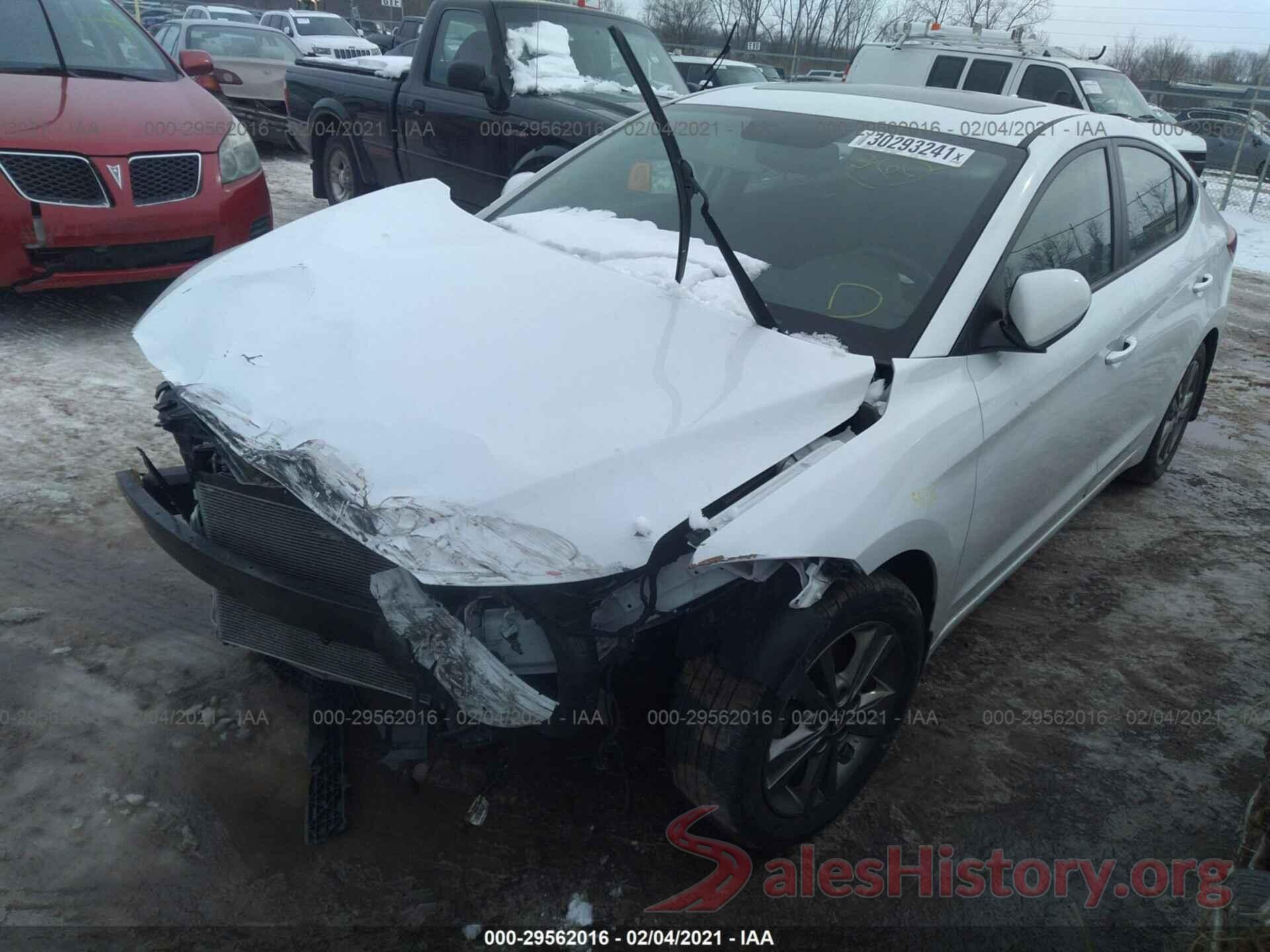 5NPD84LF8JH349025 2018 HYUNDAI ELANTRA