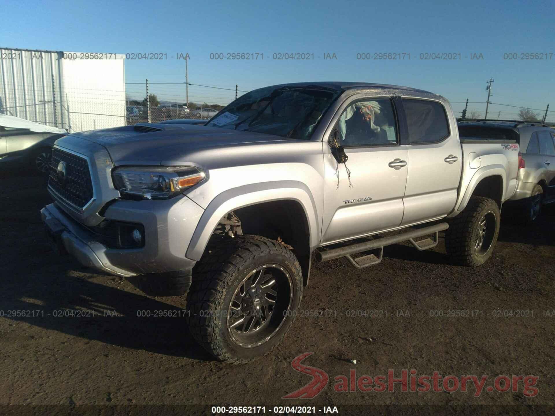 5TFCZ5AN8JX126206 2018 TOYOTA TACOMA