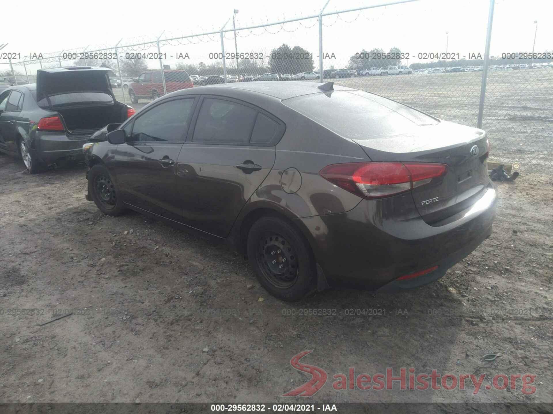 3KPFK4A75HE011036 2017 KIA FORTE