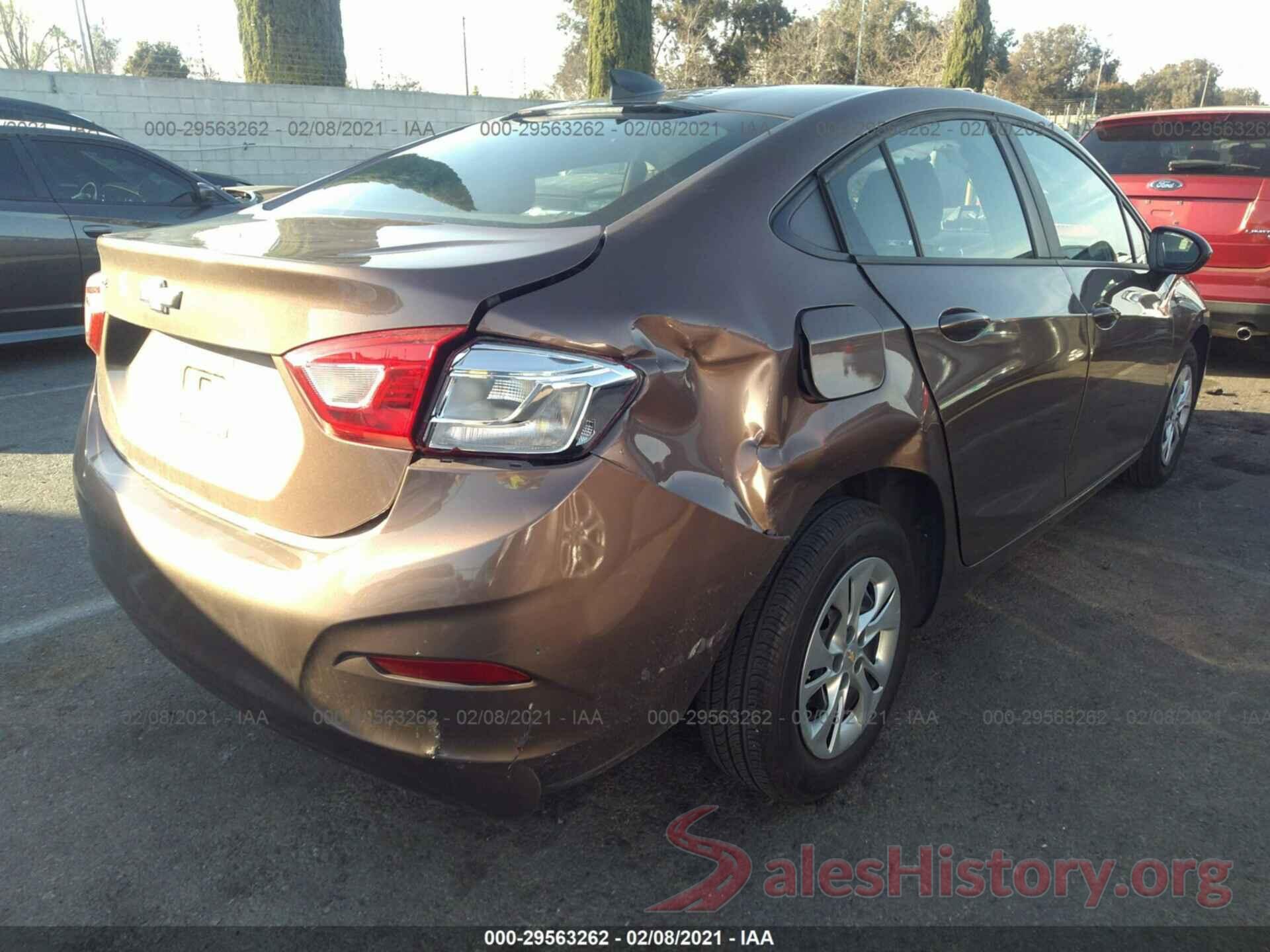 1G1BC5SM9K7137566 2019 CHEVROLET CRUZE