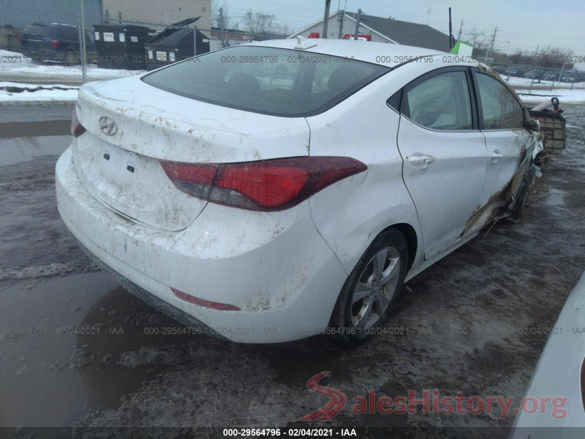 5NPDH4AE9GH669005 2016 HYUNDAI ELANTRA