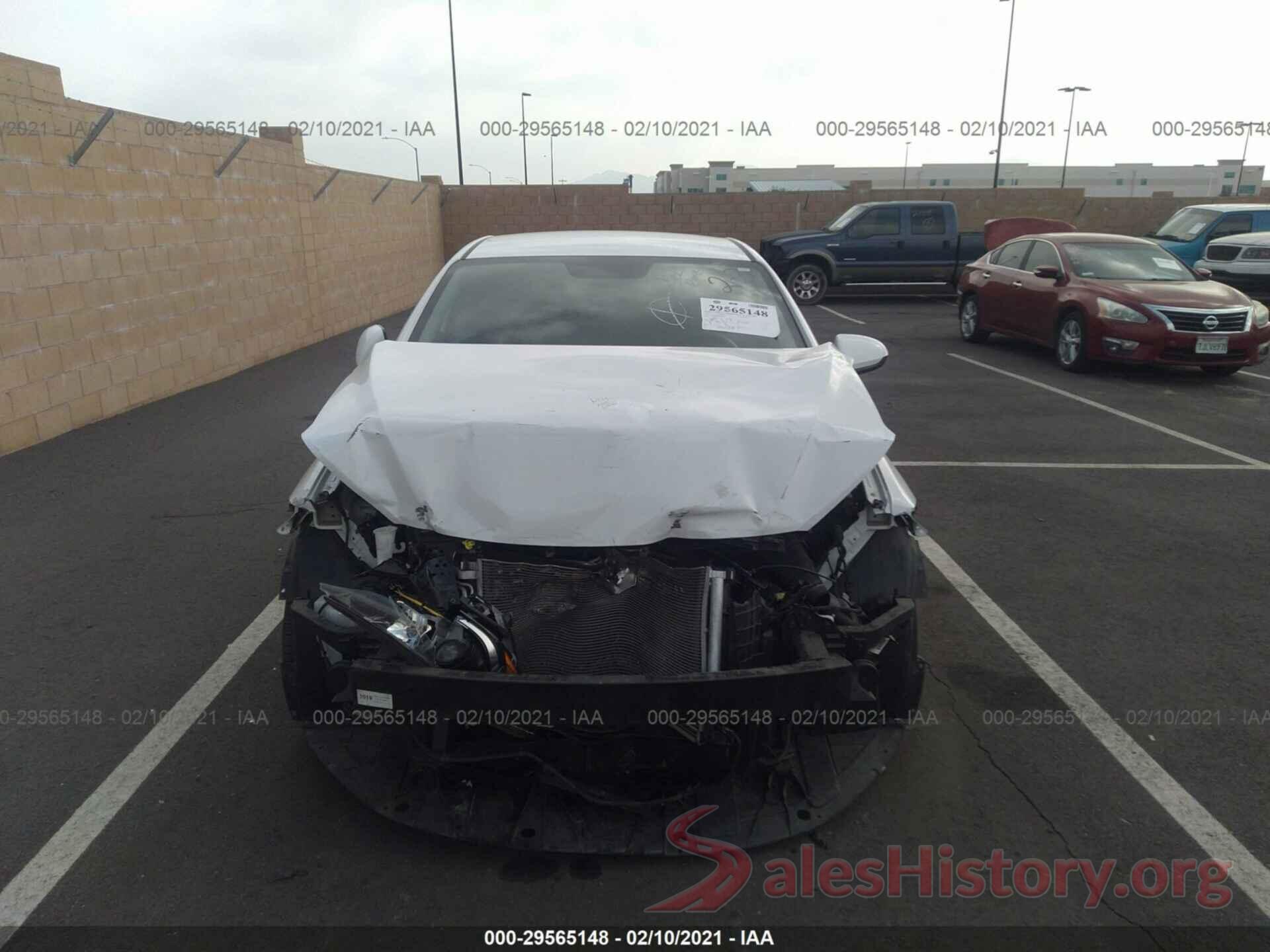 5NPD84LF7JH299797 2018 HYUNDAI ELANTRA