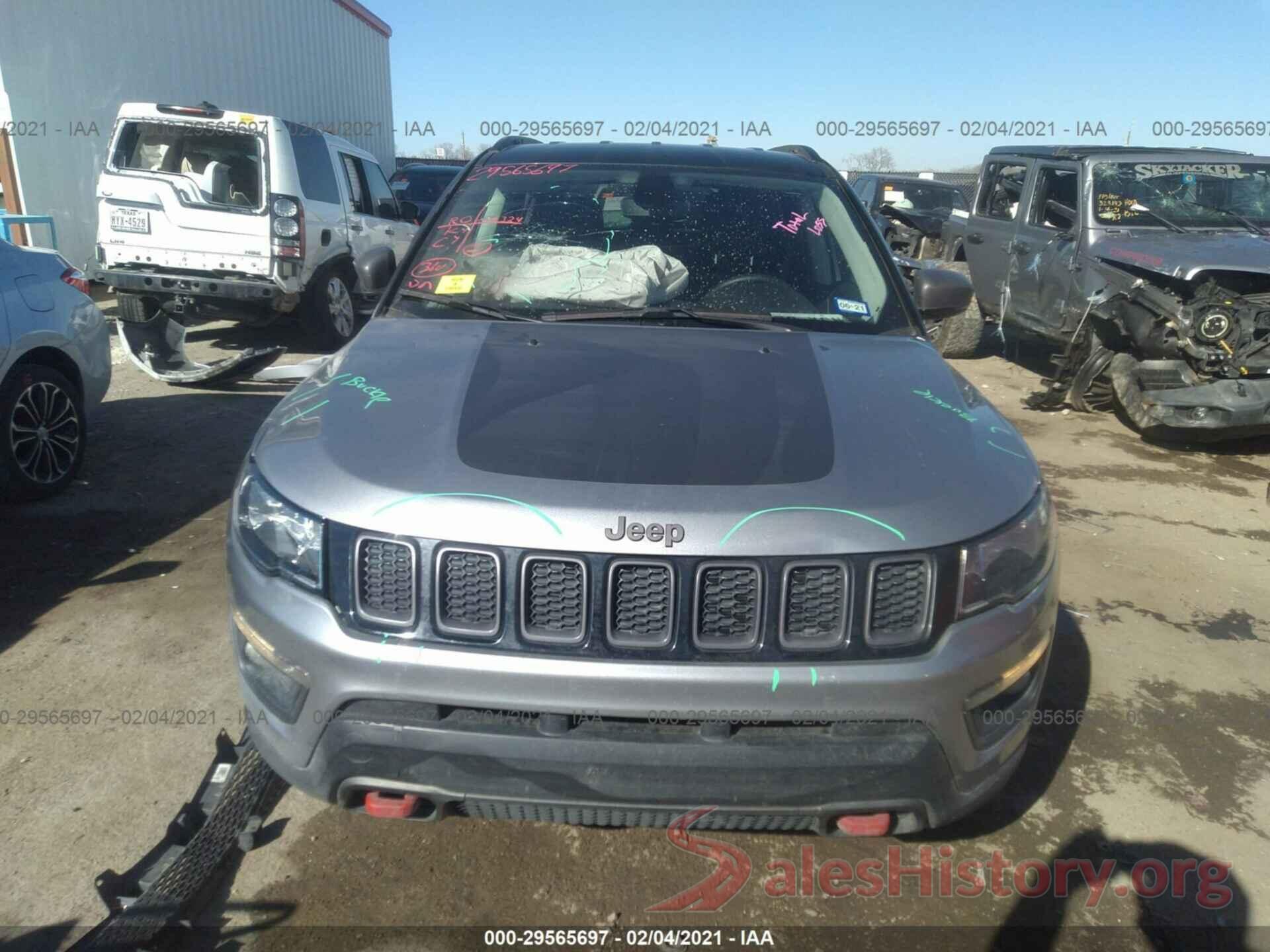 3C4NJDDBXKT721292 2019 JEEP COMPASS