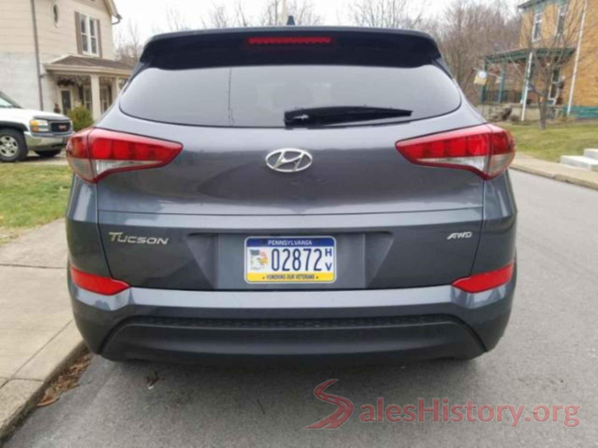 KM8J3CA42JU630963 2018 HYUNDAI TUCSON