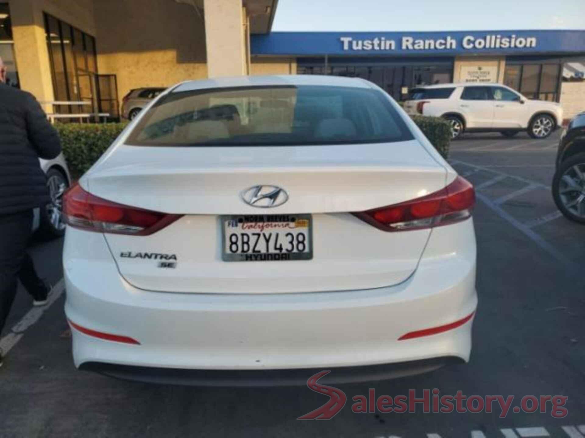 5NPD74LF2JH302401 2018 HYUNDAI ELANTRA