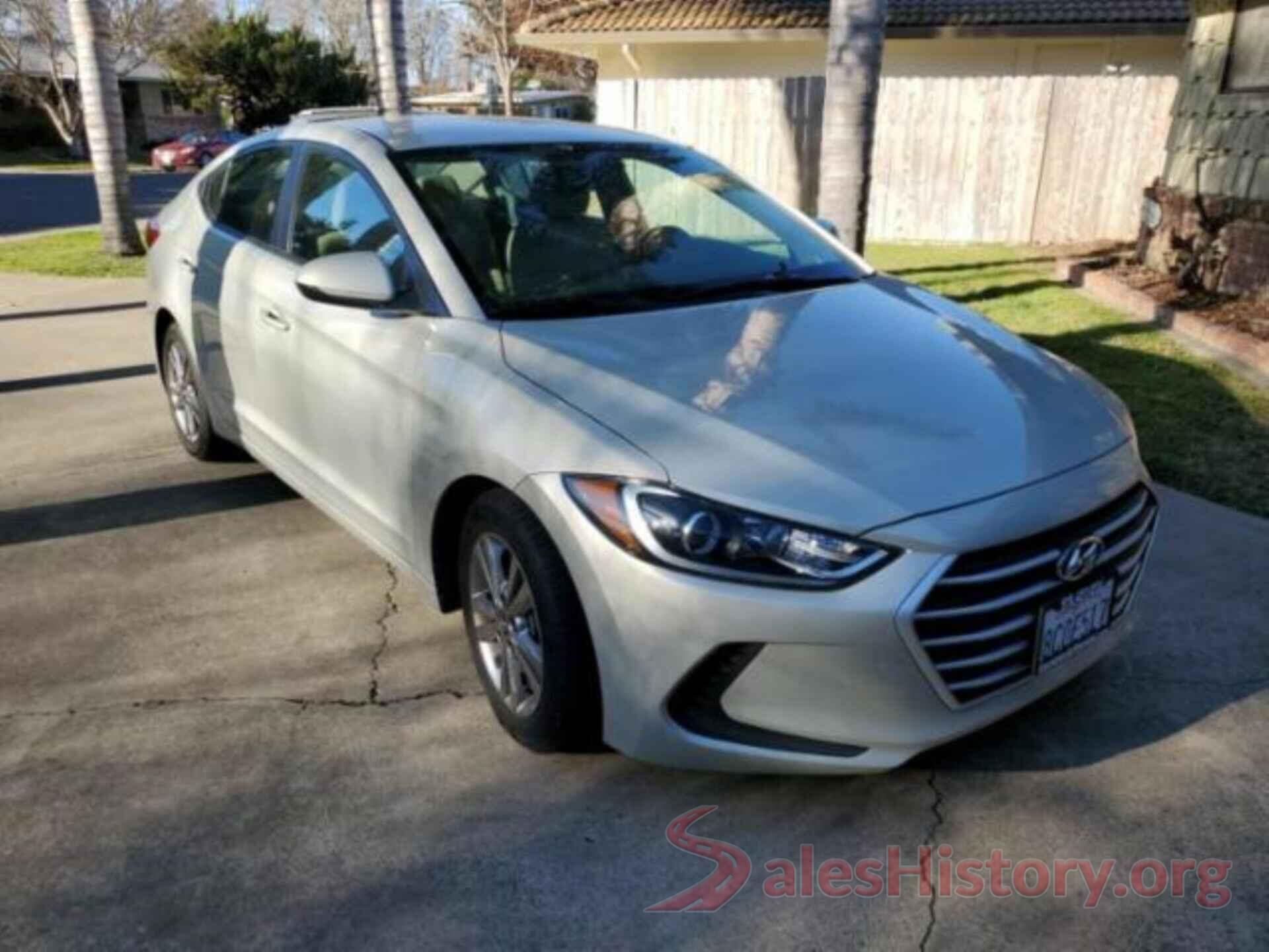 KMHD84LF0JU592250 2018 HYUNDAI ELANTRA