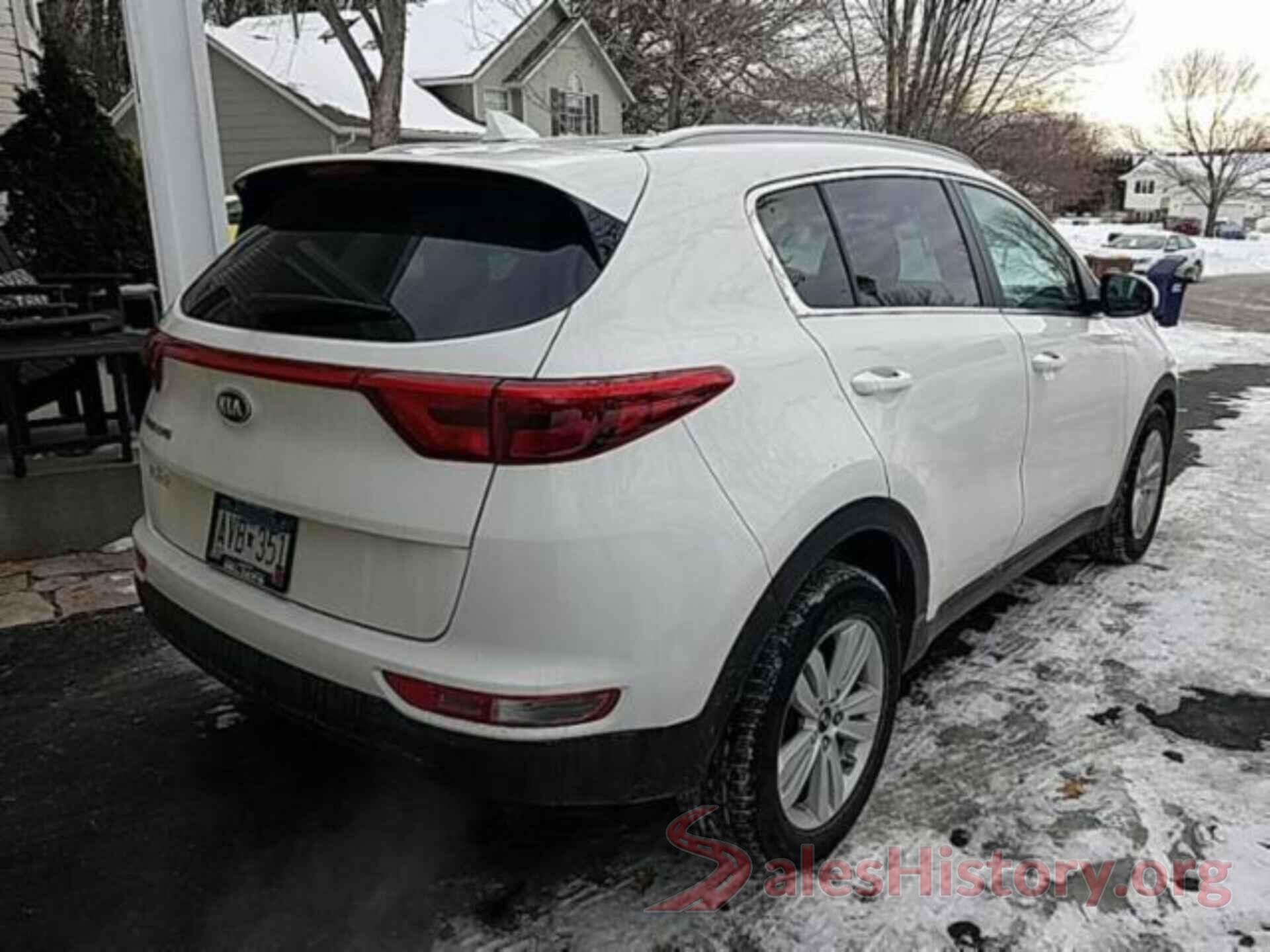 KNDPM3AC8J7375138 2018 KIA SPORTAGE