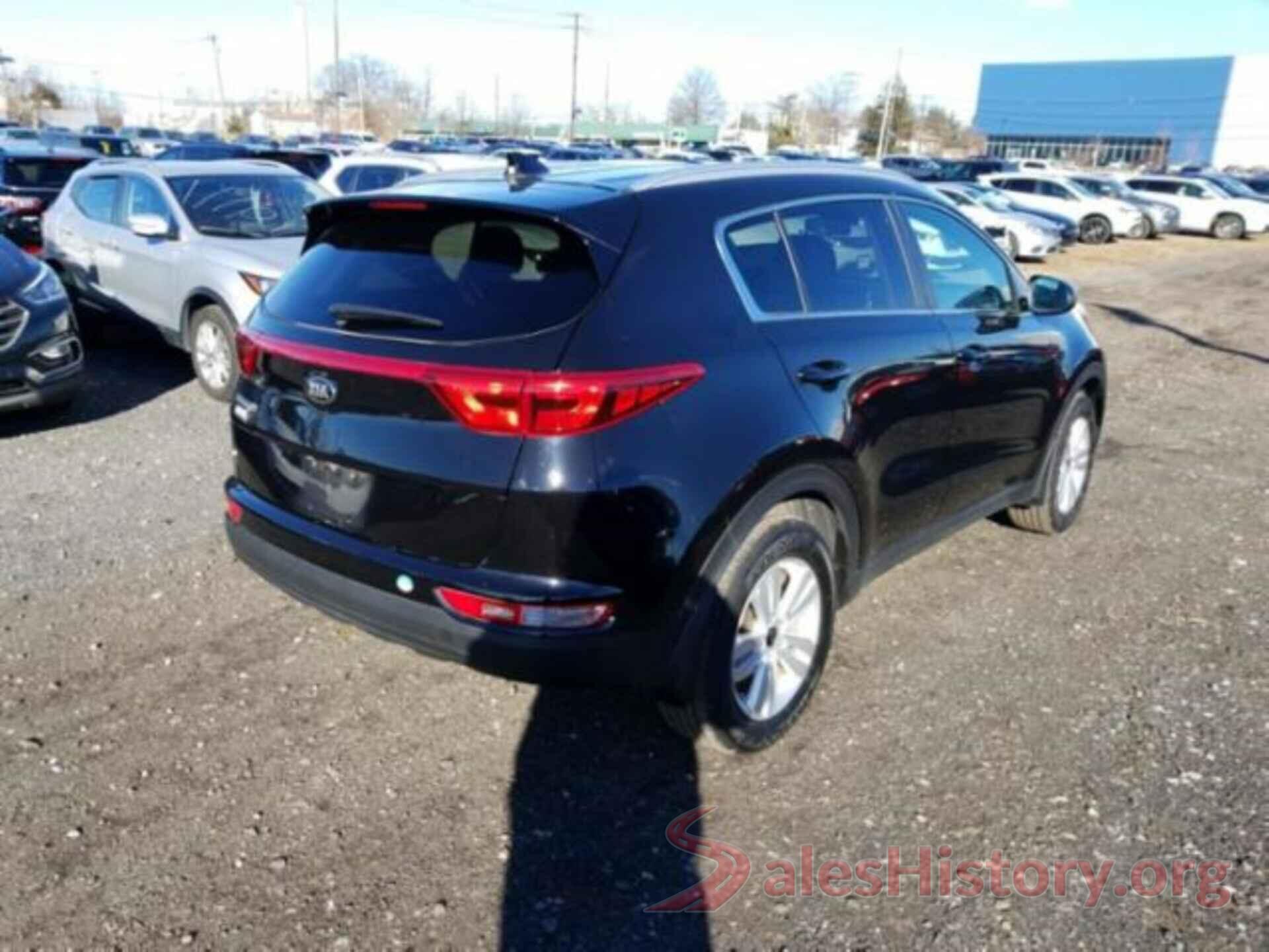 KNDPMCAC1J7446292 2018 KIA SPORTAGE