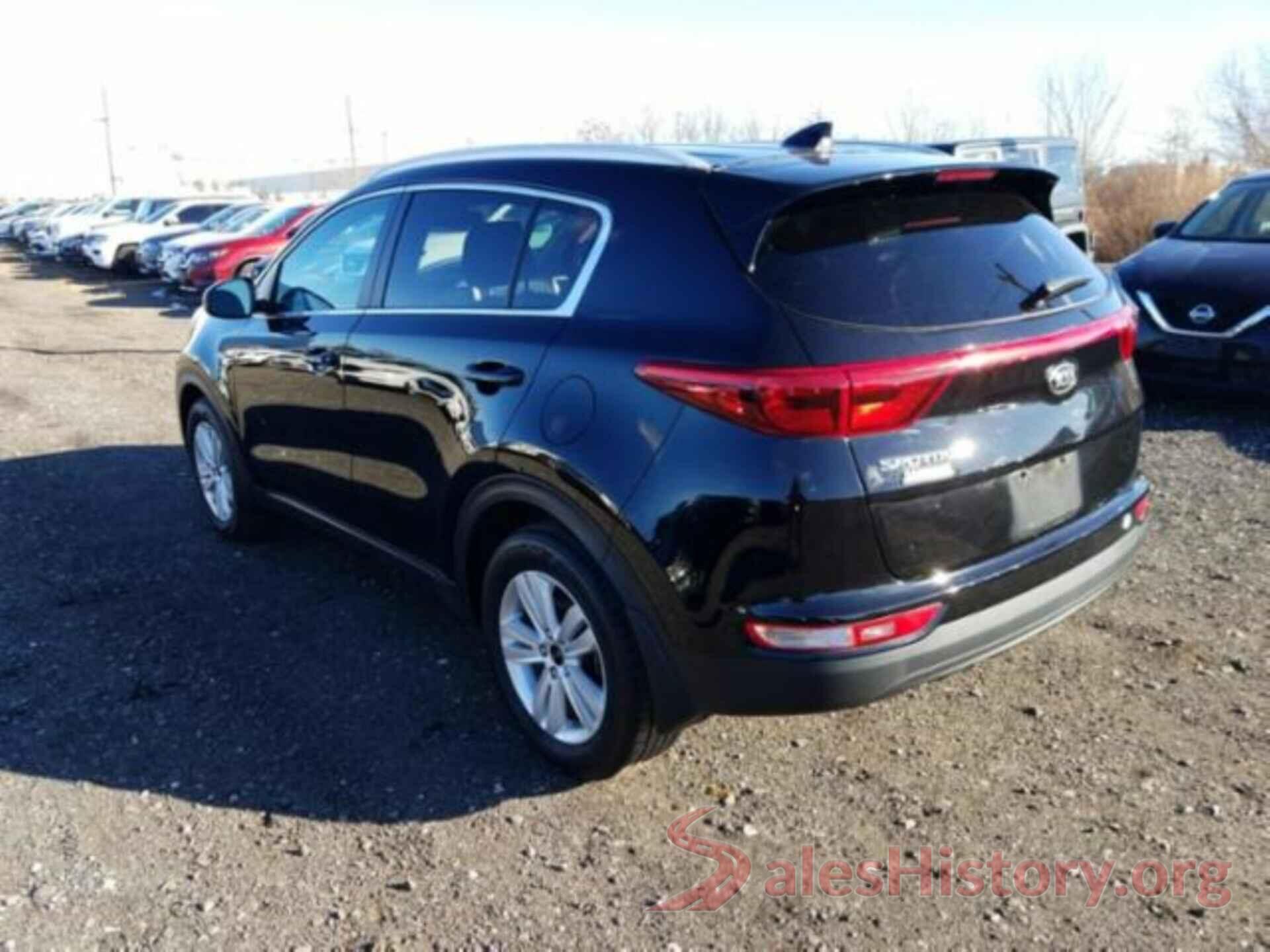 KNDPMCAC1J7446292 2018 KIA SPORTAGE