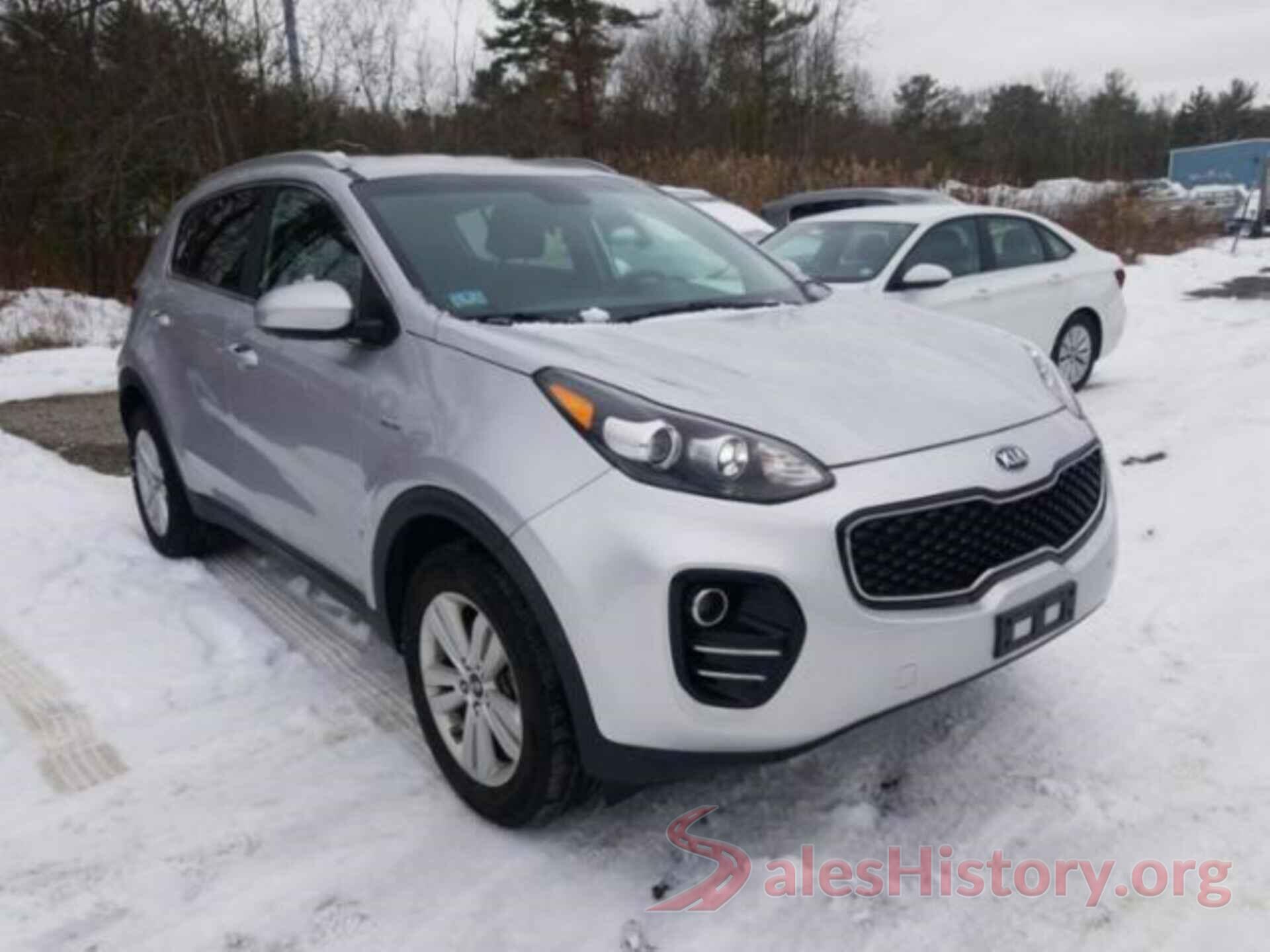 KNDPMCAC5J7407723 2018 KIA SPORTAGE