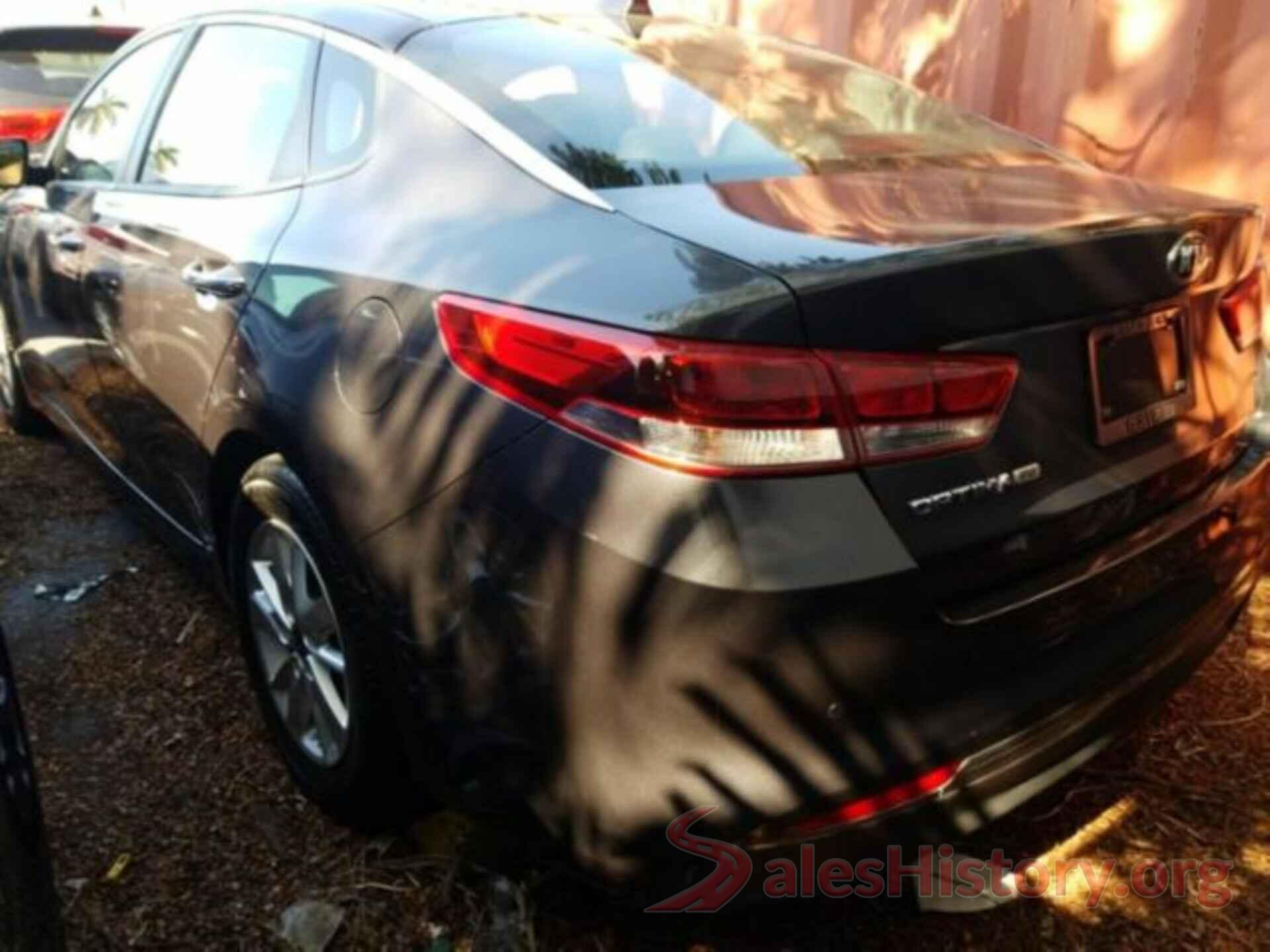 KNAGT4L39J5232696 2018 KIA OPTIMA