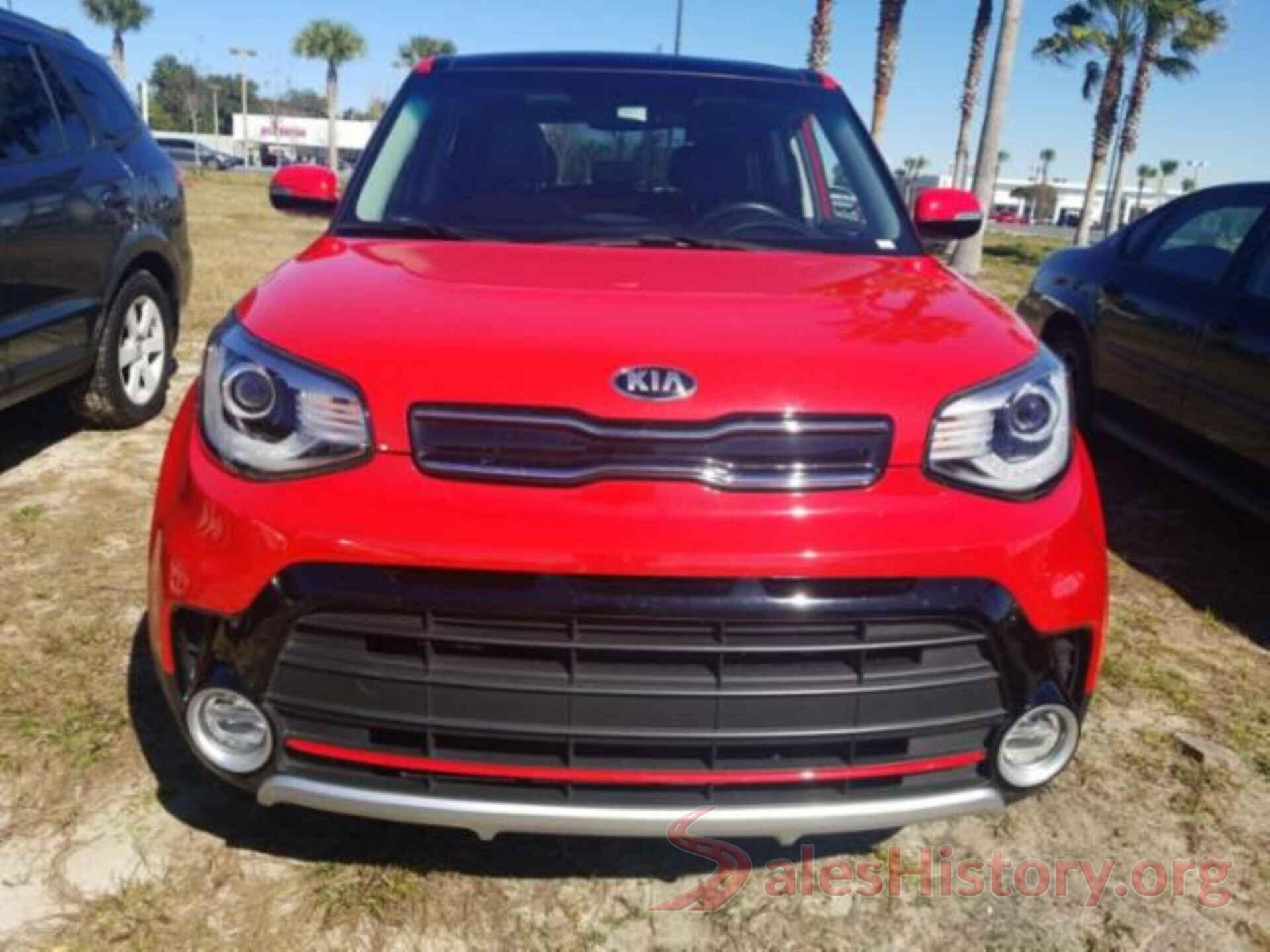 KNDJX3AA4J7576630 2018 KIA SOUL