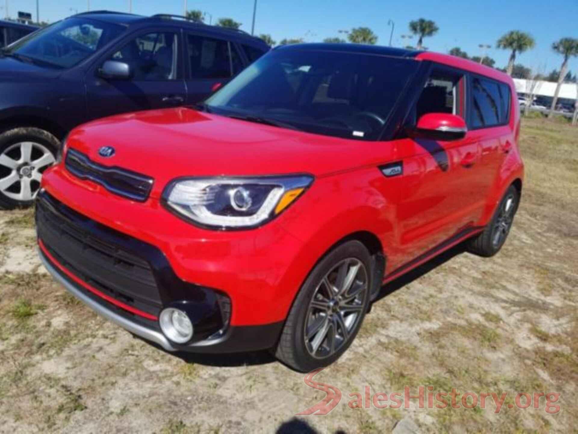 KNDJX3AA4J7576630 2018 KIA SOUL