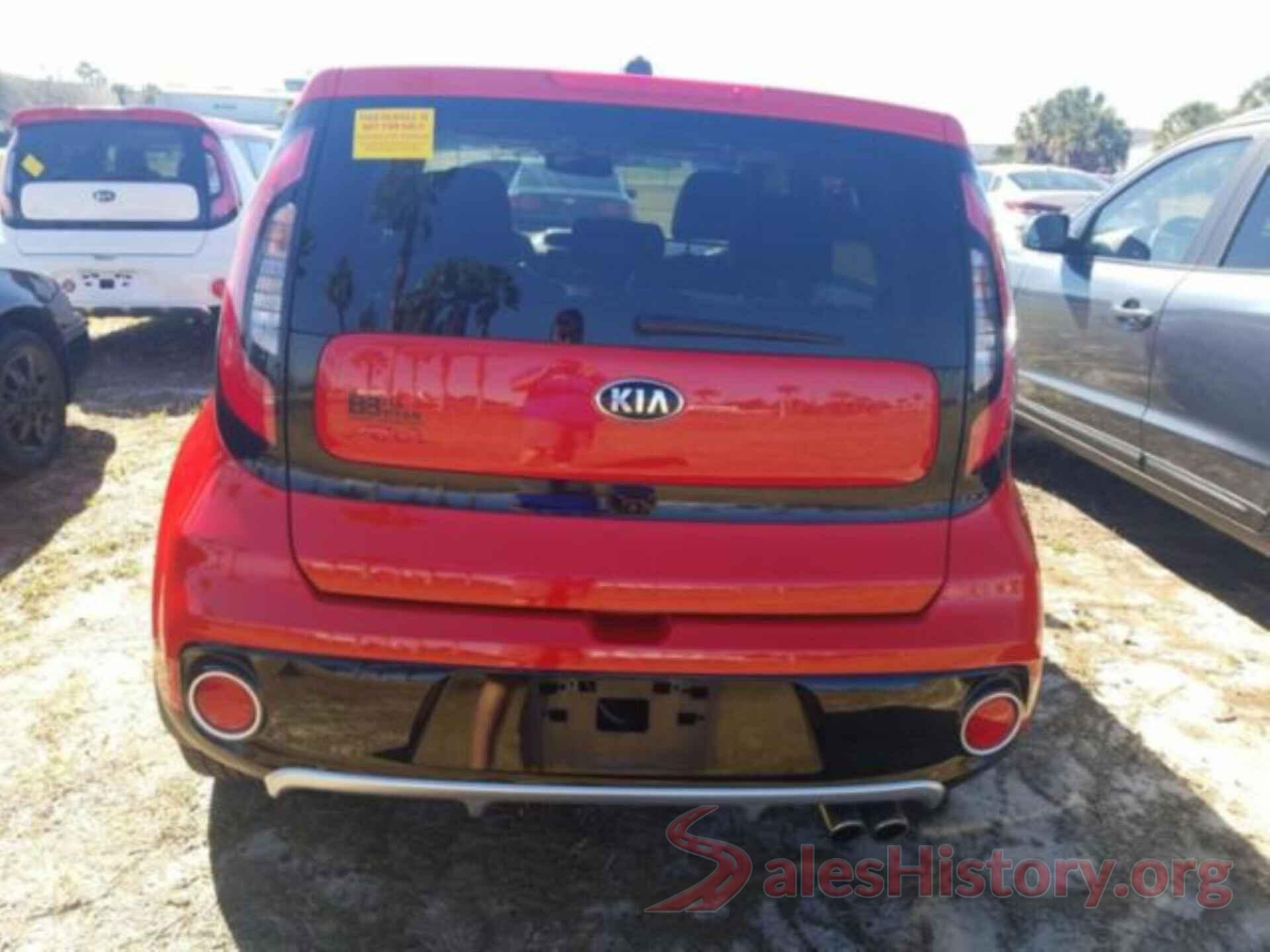 KNDJX3AA4J7576630 2018 KIA SOUL