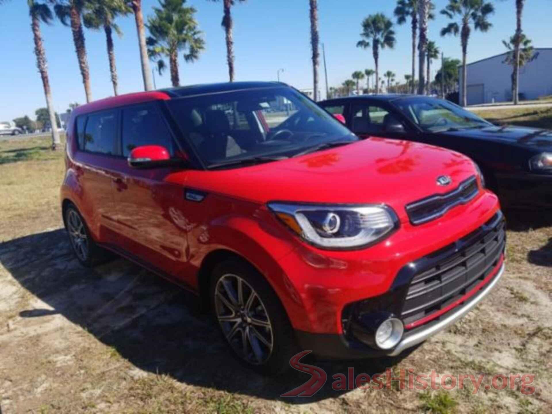 KNDJX3AA4J7576630 2018 KIA SOUL