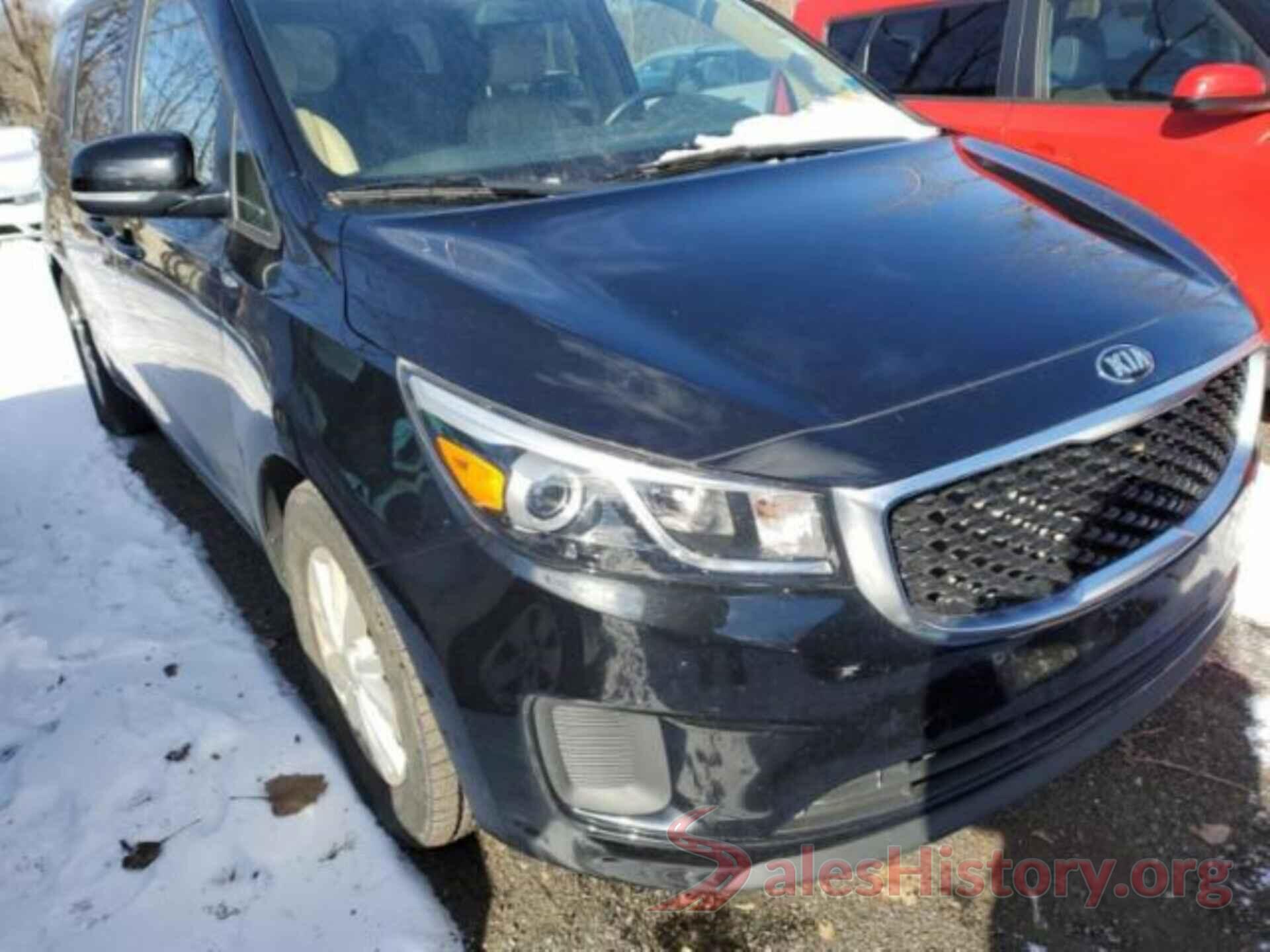 KNDMB5C18J6357308 2018 KIA SEDONA