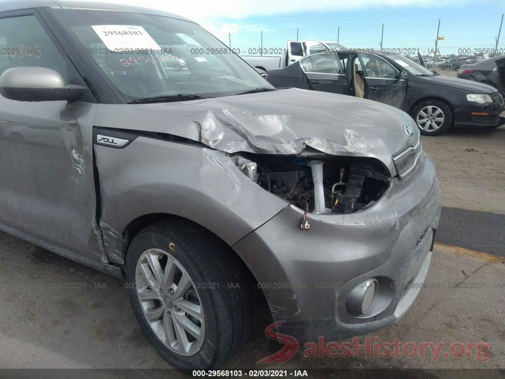 KNDJP3A5XK7024165 2019 KIA SOUL