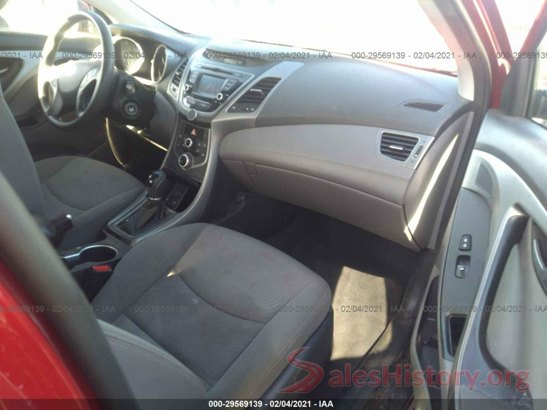 KMHDH4AEXGU623975 2016 HYUNDAI ELANTRA