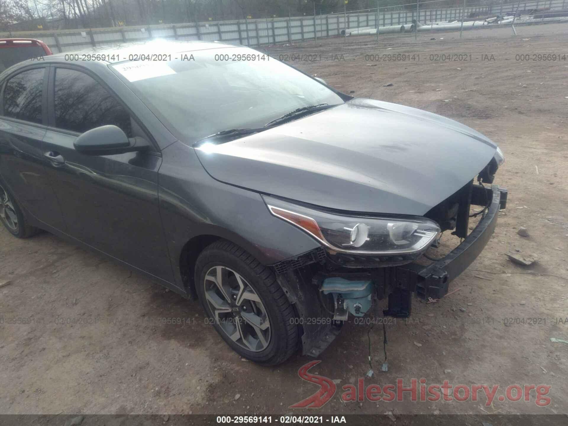 3KPF24AD0KE007702 2019 KIA FORTE