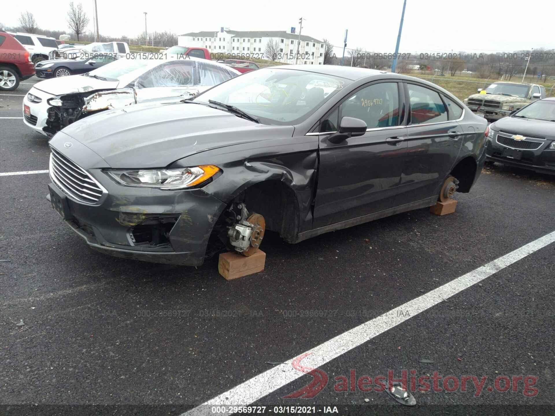 3FA6P0G76KR133380 2019 FORD FUSION