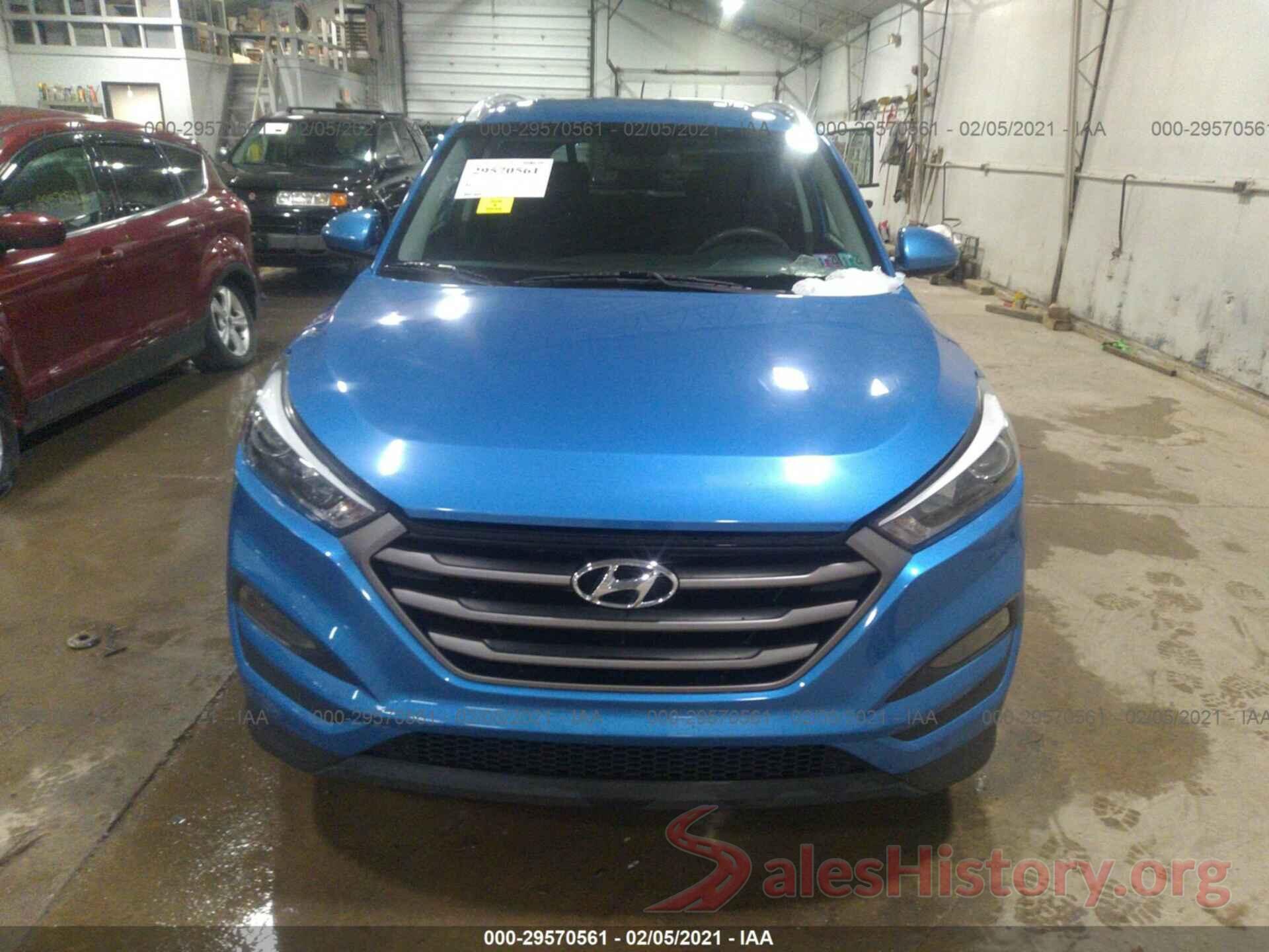 KM8J3CA42GU126647 2016 HYUNDAI TUCSON