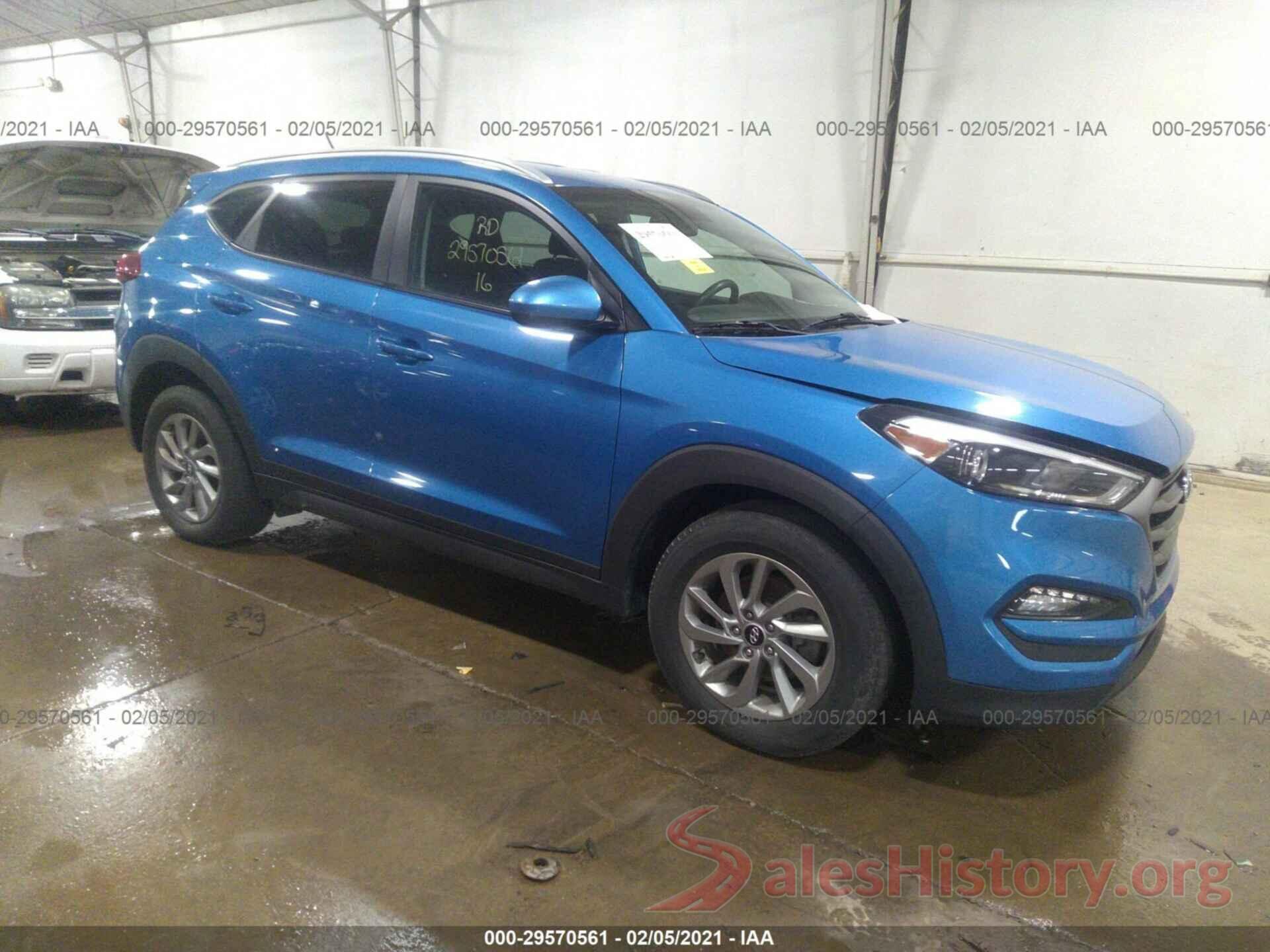 KM8J3CA42GU126647 2016 HYUNDAI TUCSON