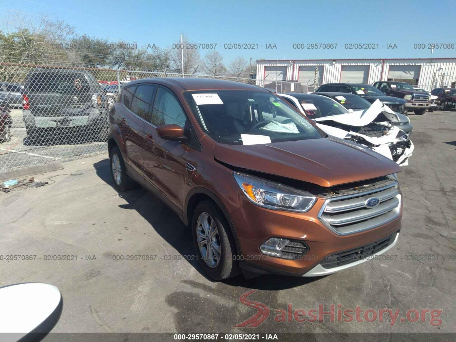 1FMCU0GD2HUC94804 2017 FORD ESCAPE