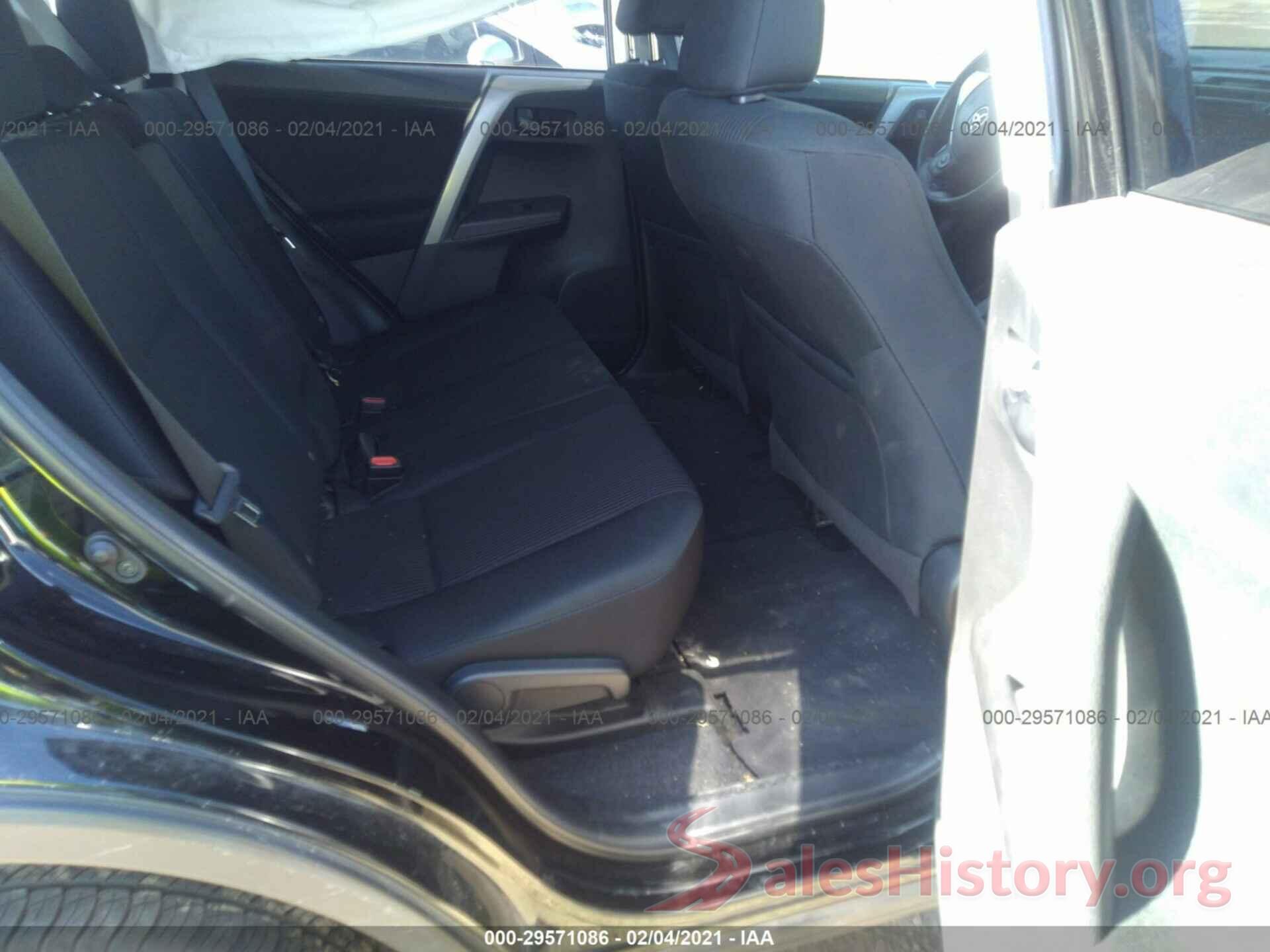 2T3ZFREV1JW479704 2018 TOYOTA RAV4