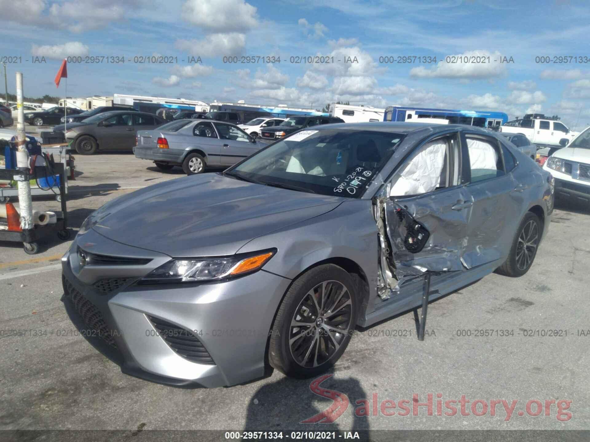 4T1B11HK5KU780179 2019 TOYOTA CAMRY