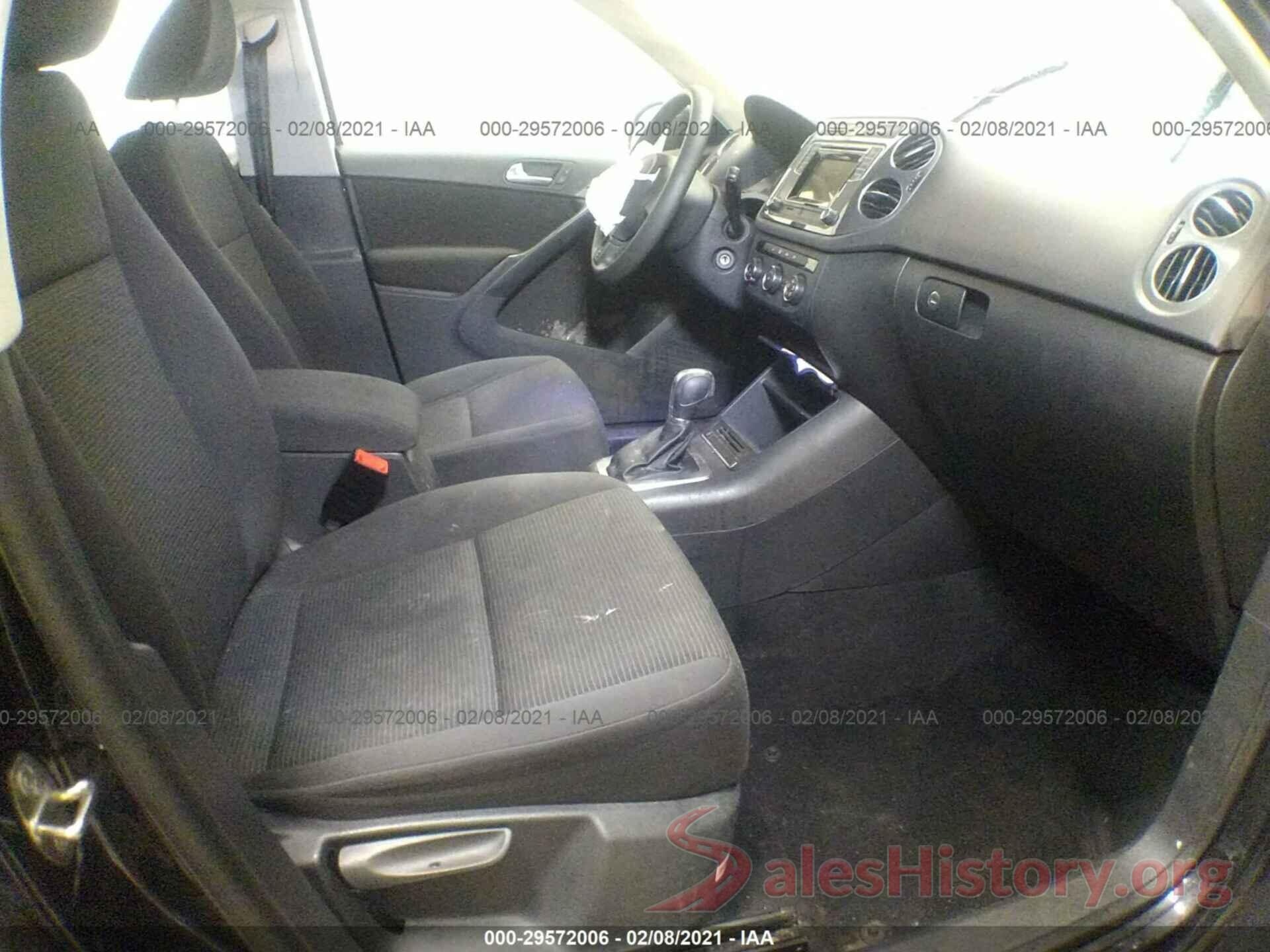 WVGBV7AX6HK052761 2017 VOLKSWAGEN TIGUAN