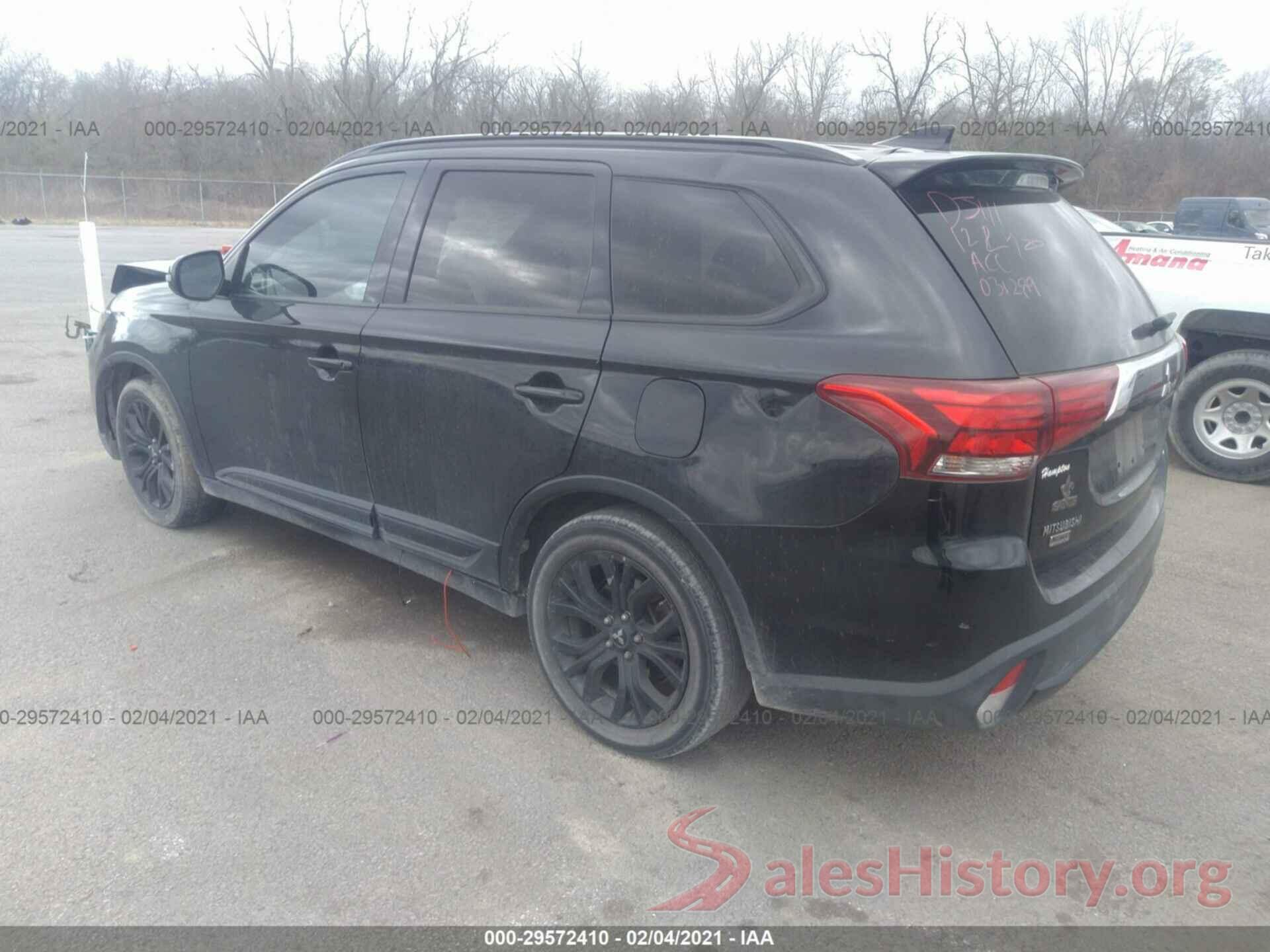 JA4AD3A32JZ031289 2018 MITSUBISHI OUTLANDER