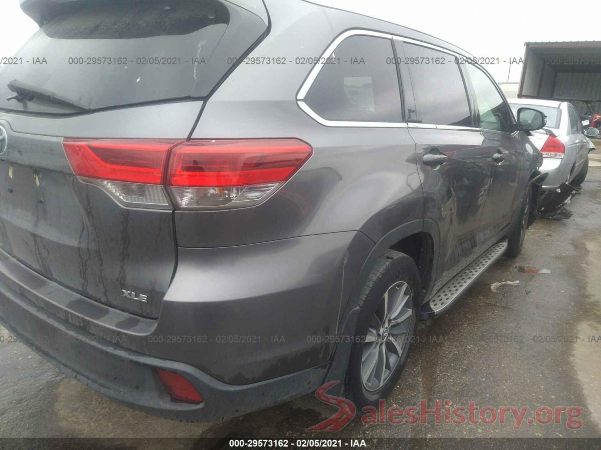 5TDKZRFH2HS523951 2017 TOYOTA HIGHLANDER