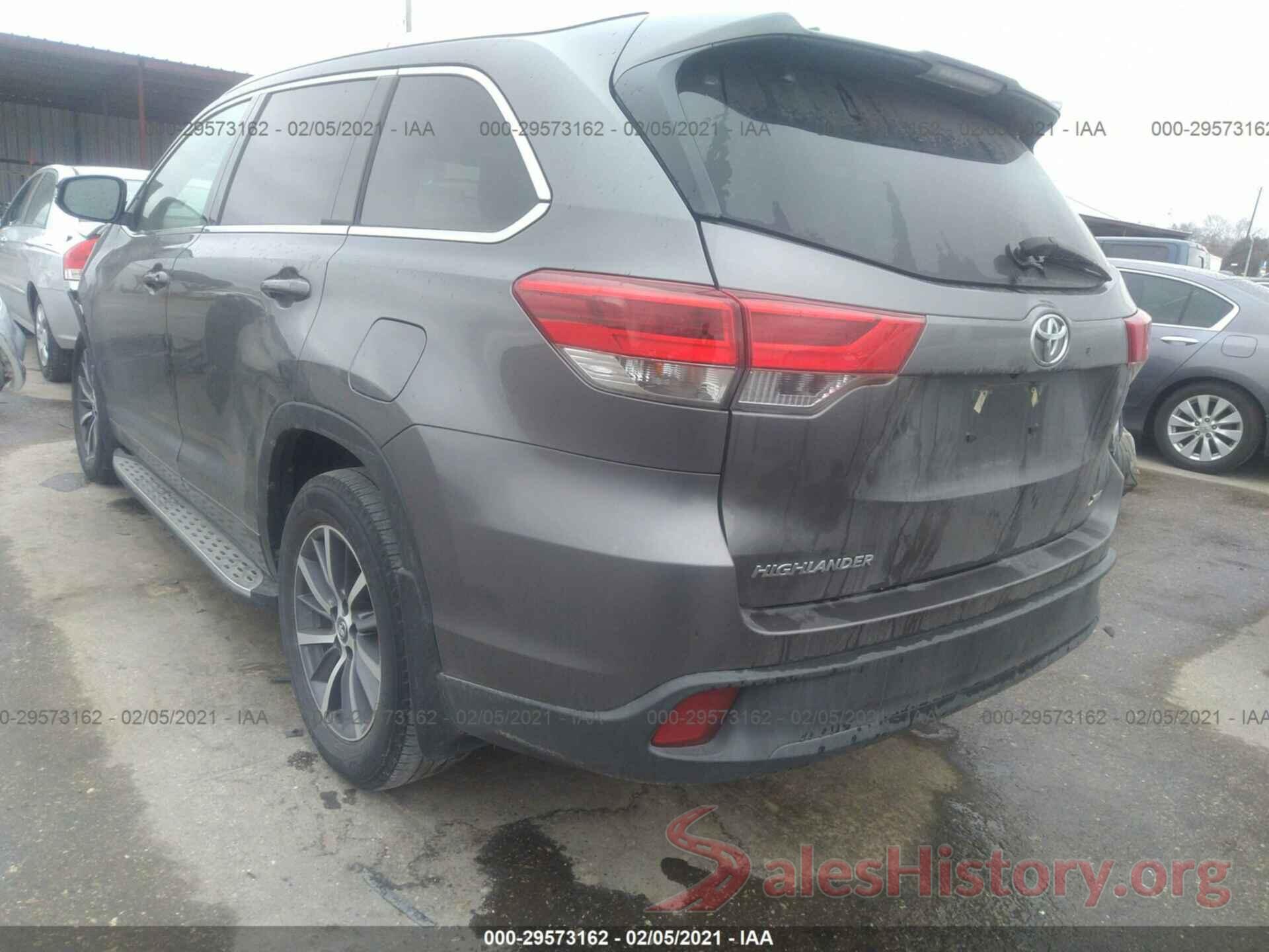 5TDKZRFH2HS523951 2017 TOYOTA HIGHLANDER