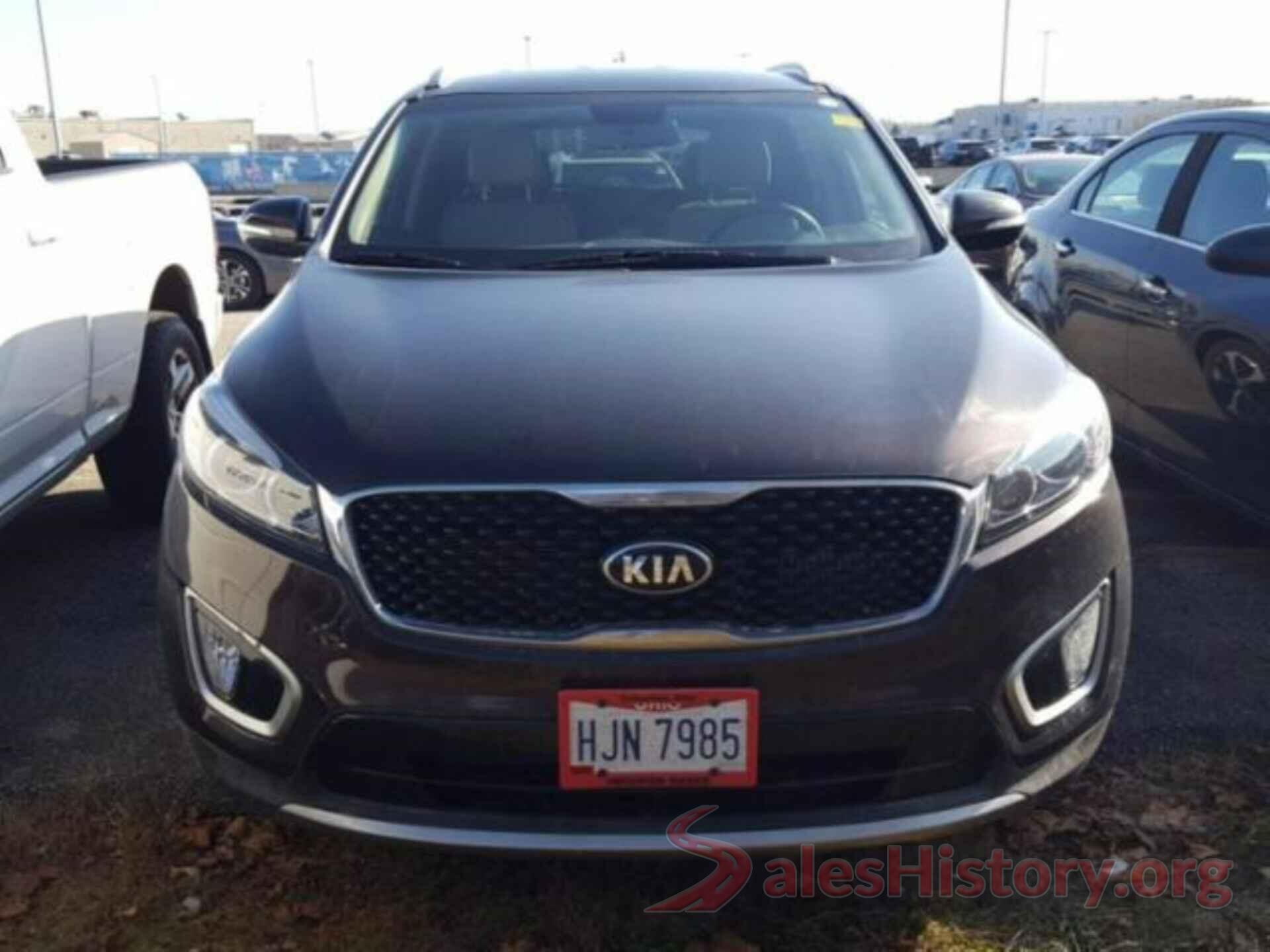 5XYPHDA17JG355961 2018 KIA SORENTO