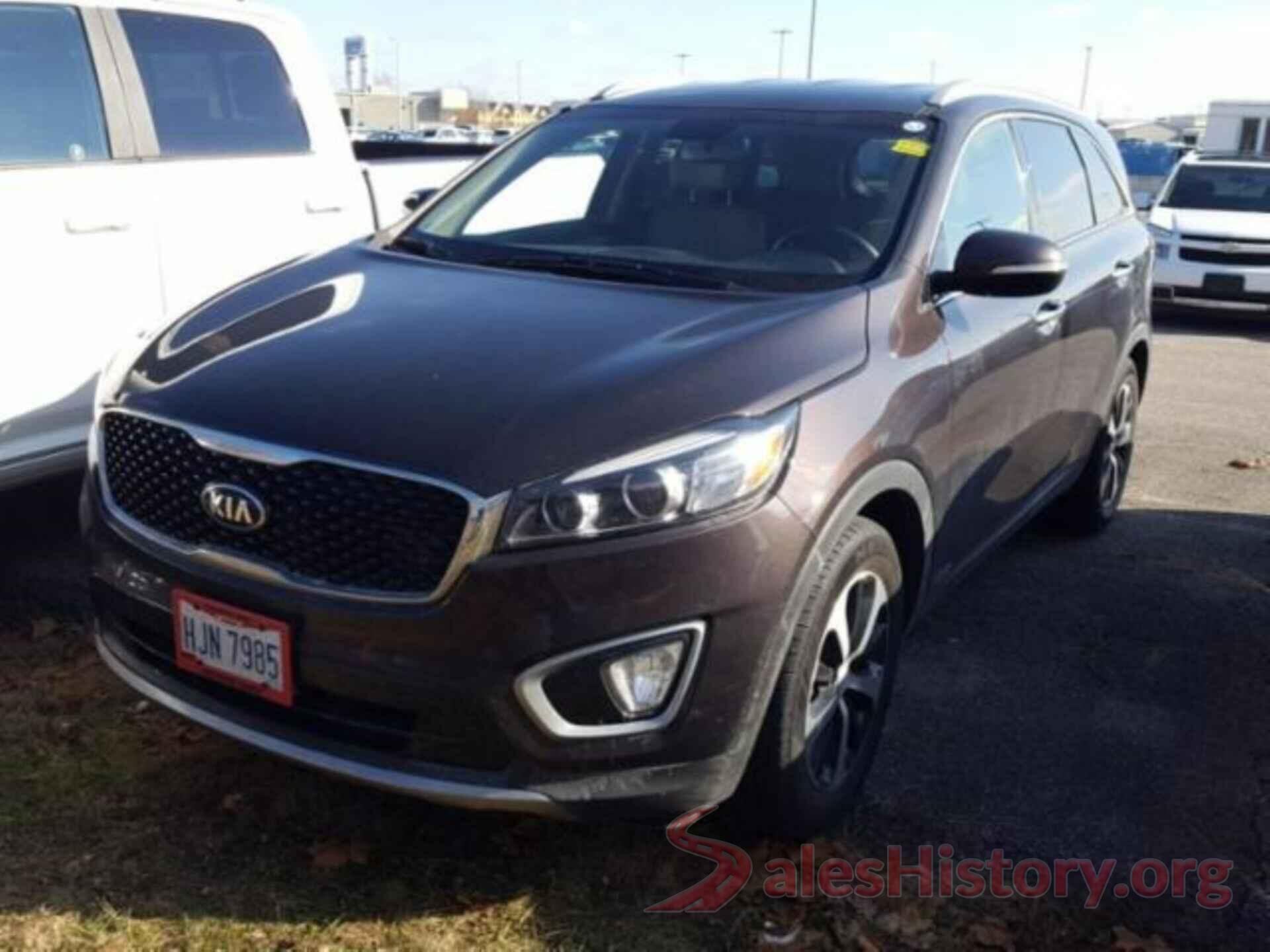 5XYPHDA17JG355961 2018 KIA SORENTO