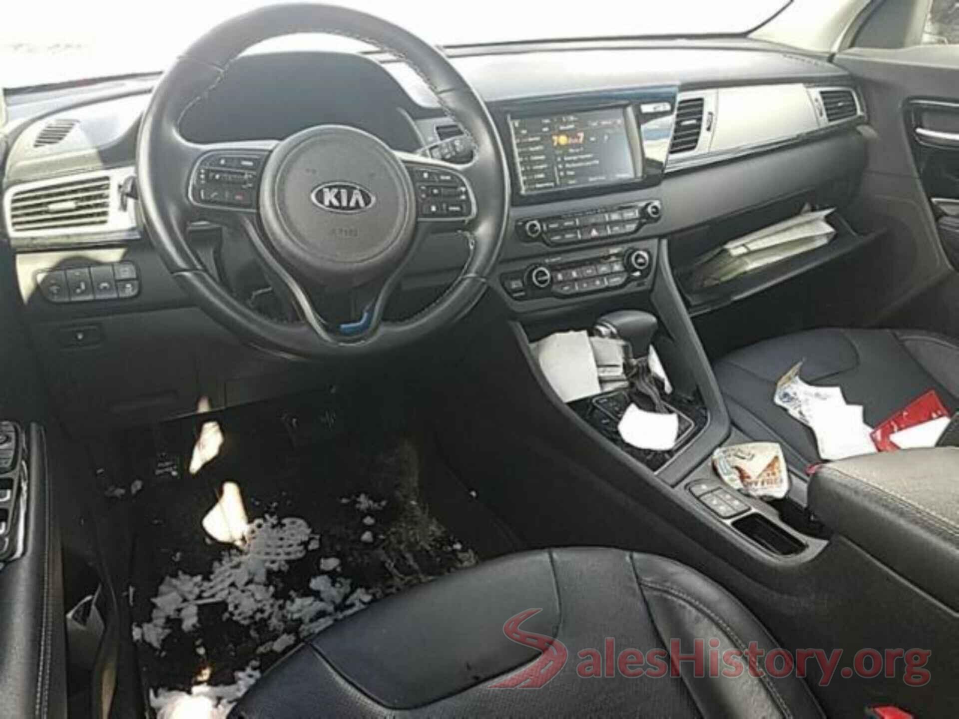 KNDCE3LCXJ5154628 2018 KIA NIRO