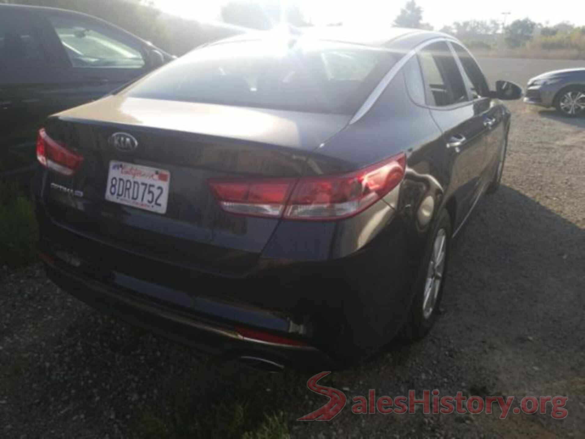 5XXGT4L3XJG180378 2018 KIA OPTIMA