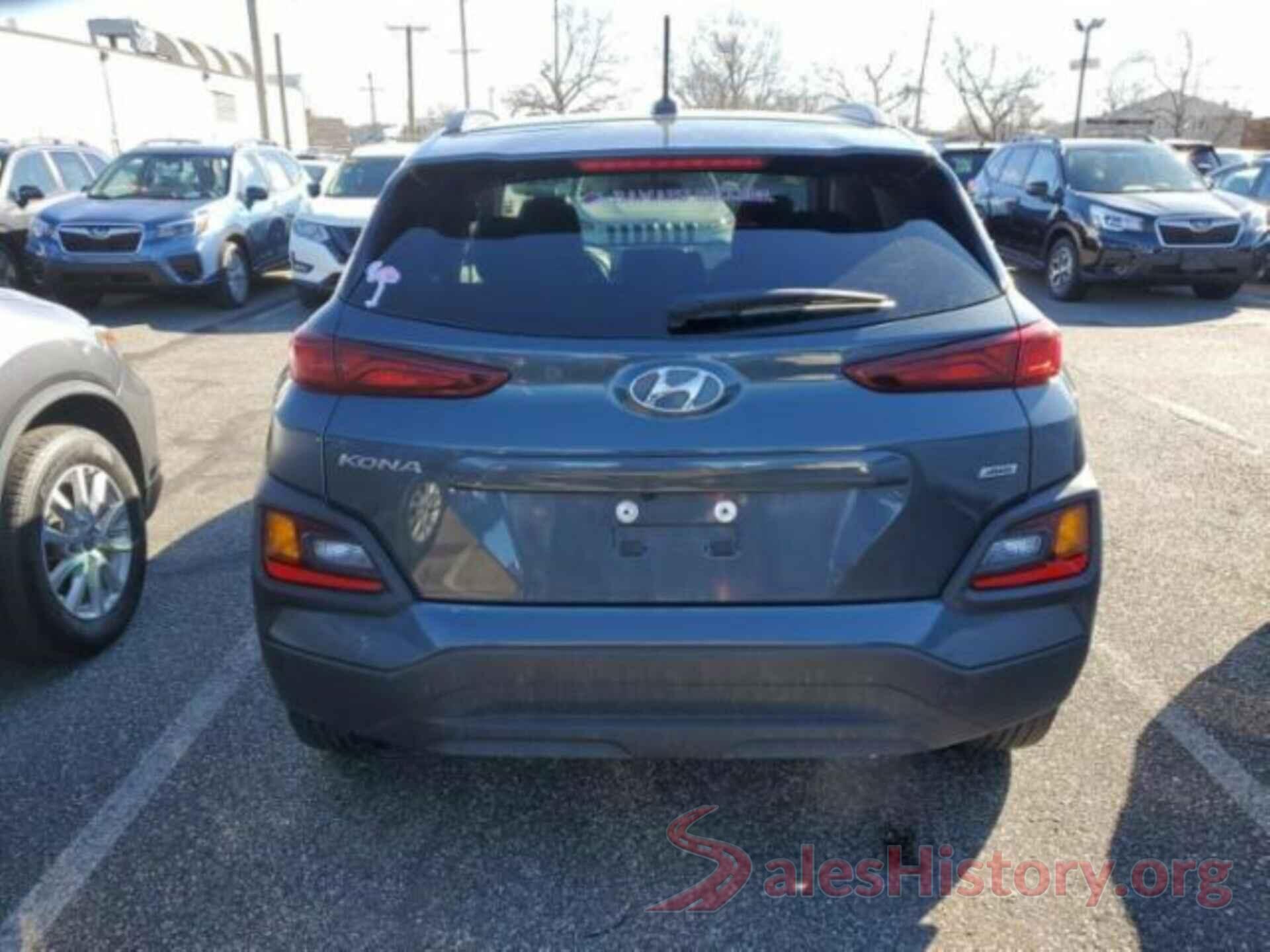 KM8K2CAA5JU098136 2018 HYUNDAI KONA